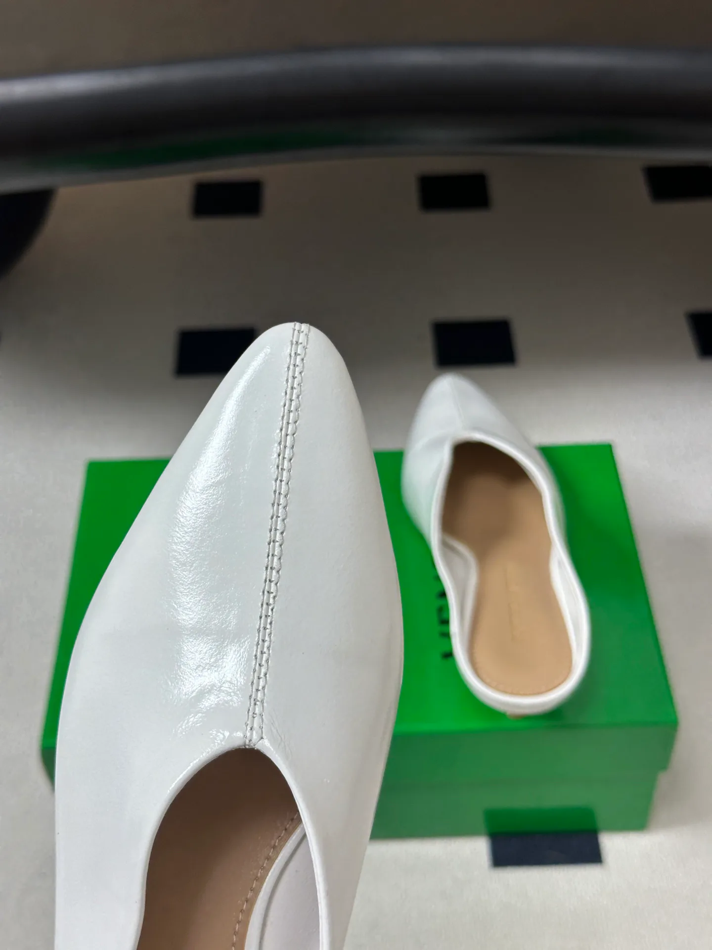 Women's Mules And Clogs BOTTEGA VENETA 18049550