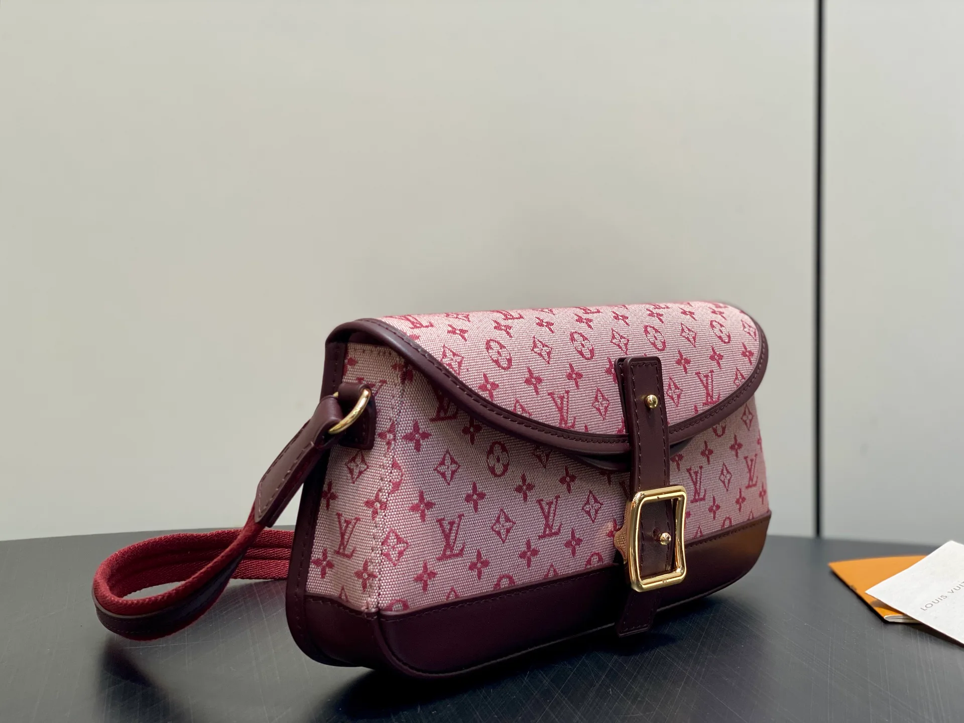 Women's Classic Handbags LOUIS VUITTON 17838907