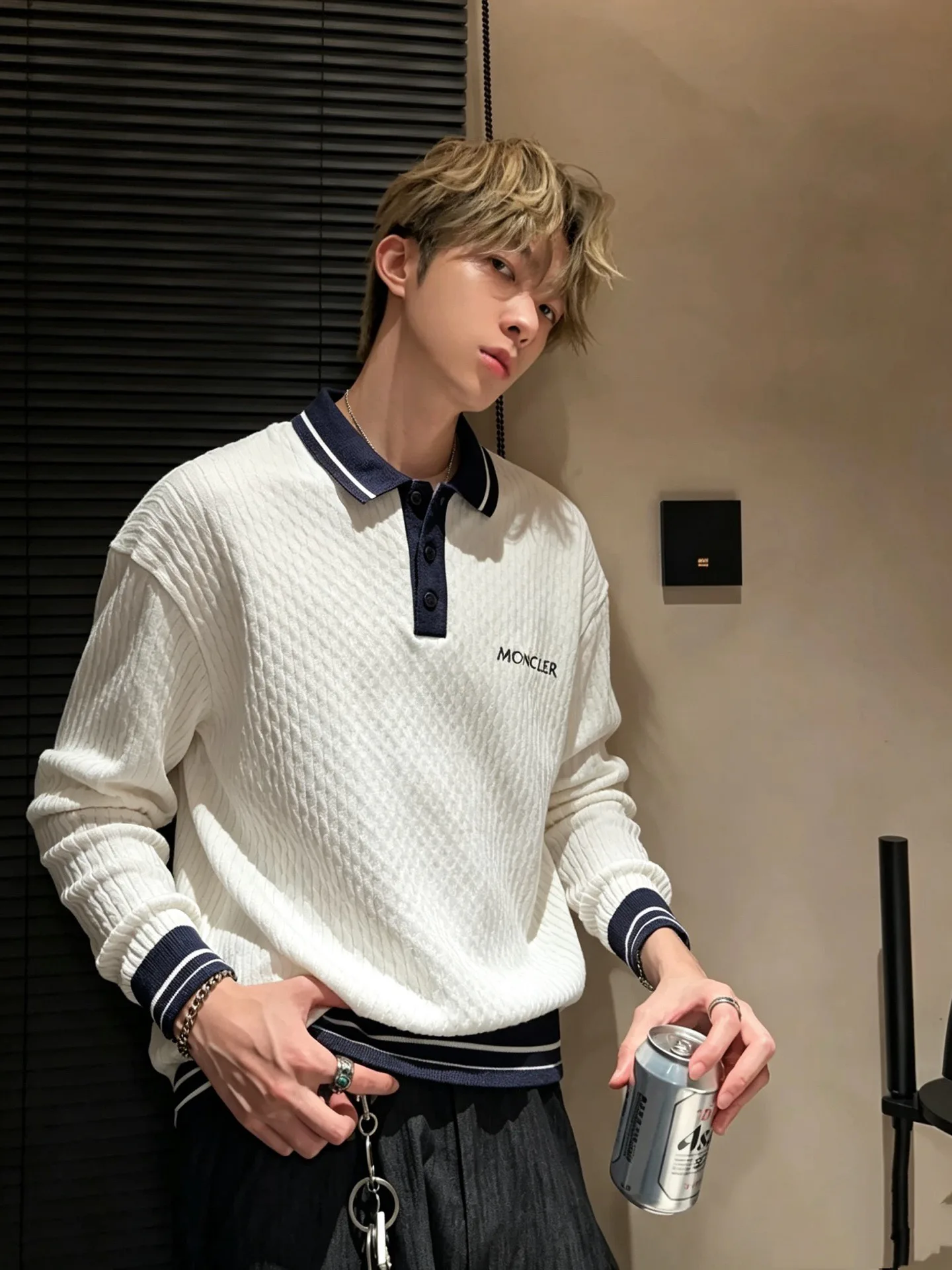 Men's Jumpers And Sweaters MONCLER 18343271