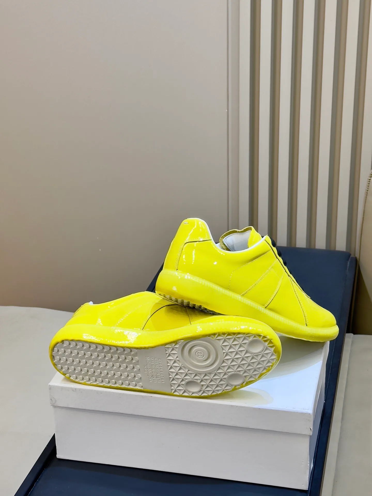 Men's Sneakers MAISON MARGIELA 18073436