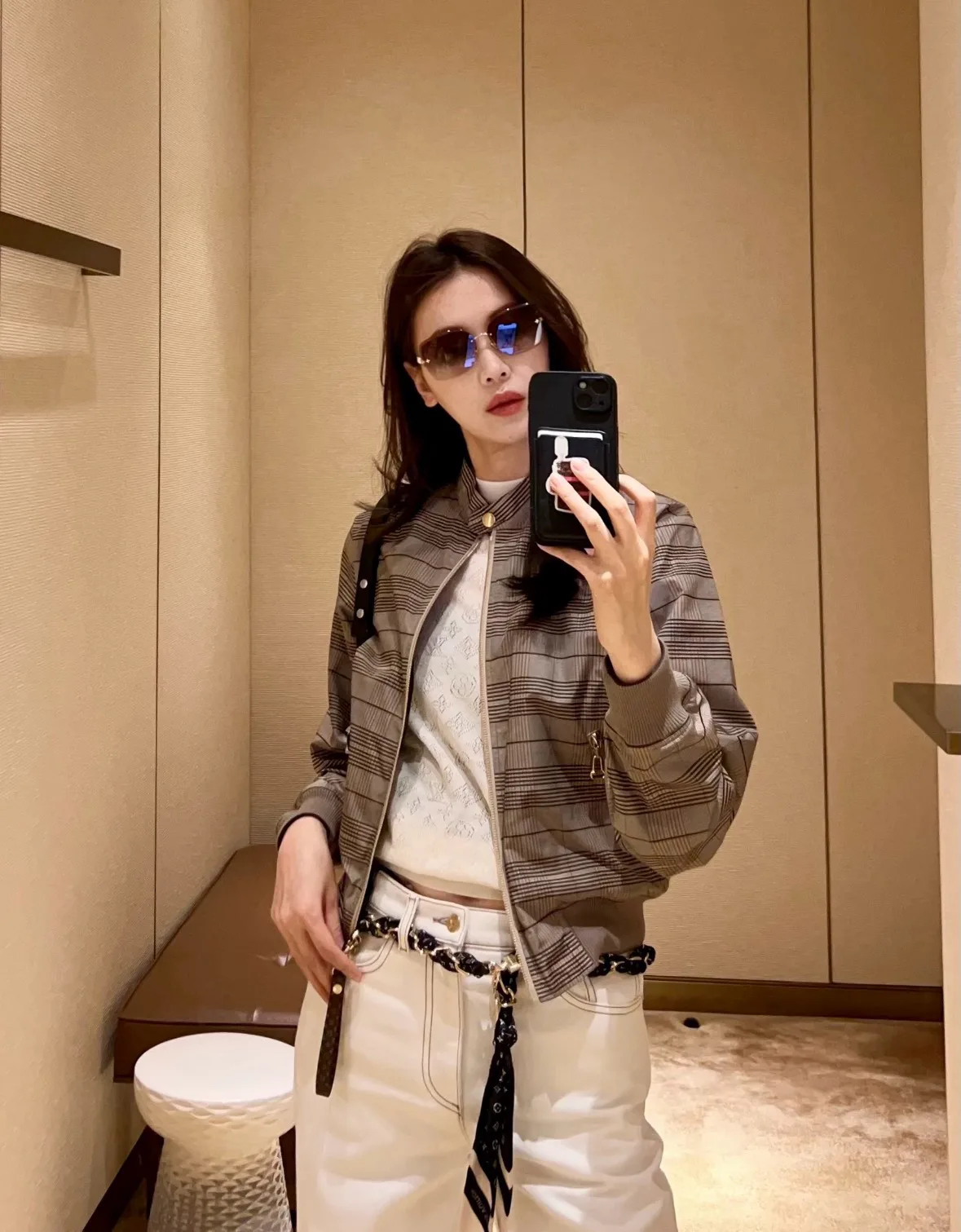 Women's Jackets And Down Jackets LOUIS VUITTON 17818654