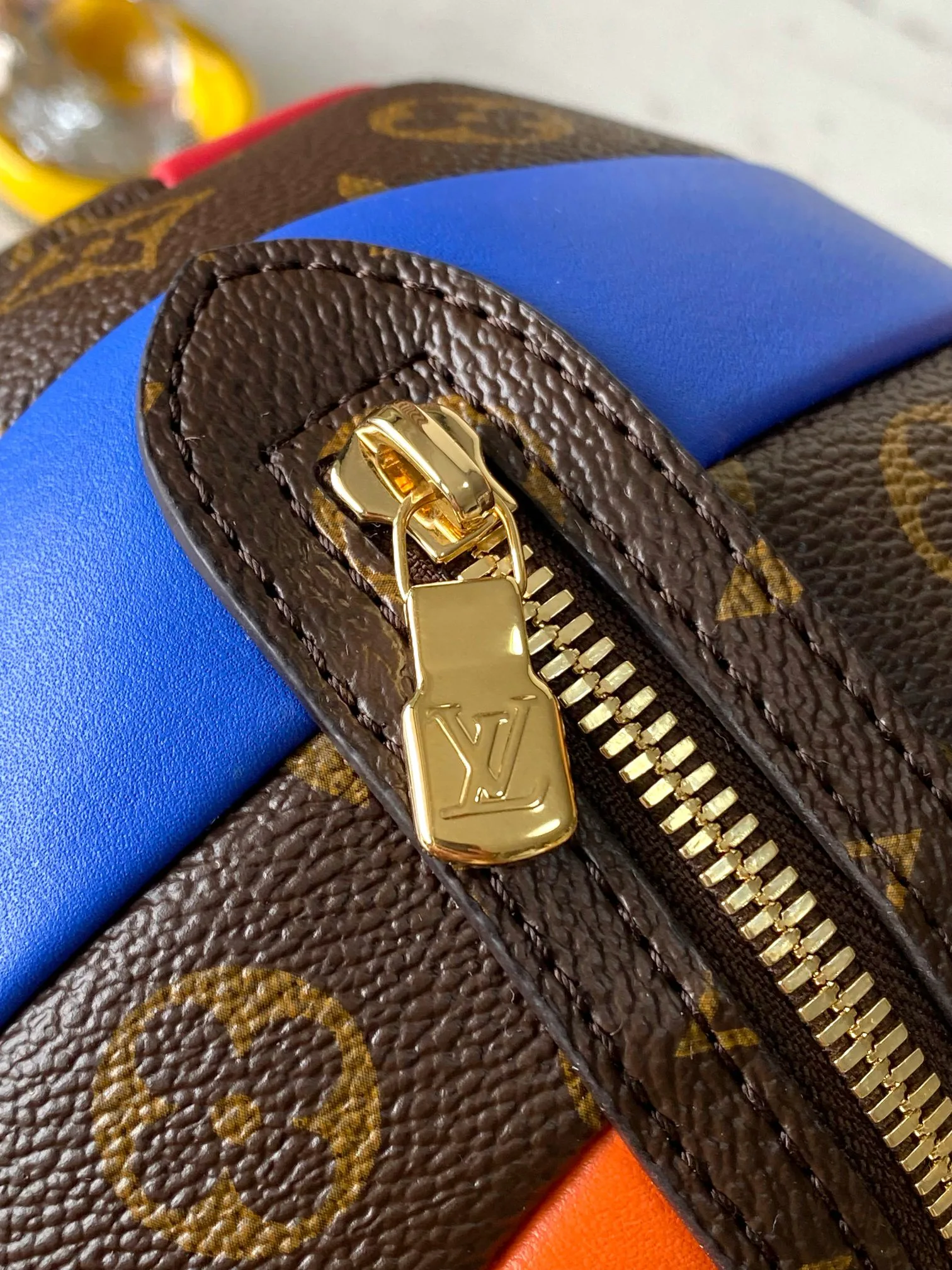 Women's Classic Handbags LOUIS VUITTON 17498626