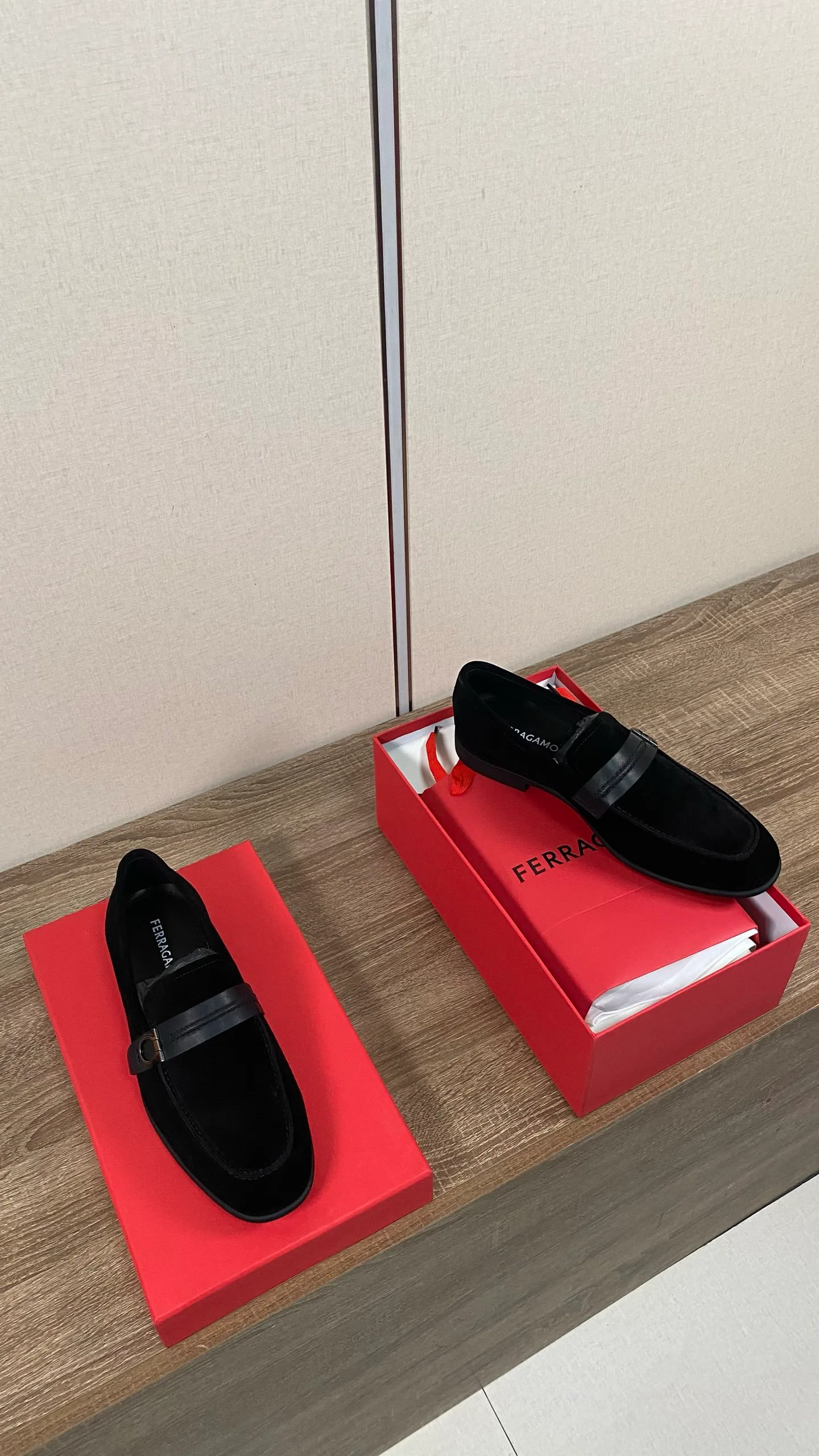 Men's Loafers And Dress Shoes SALVATORE FERRAGAMO 18078631