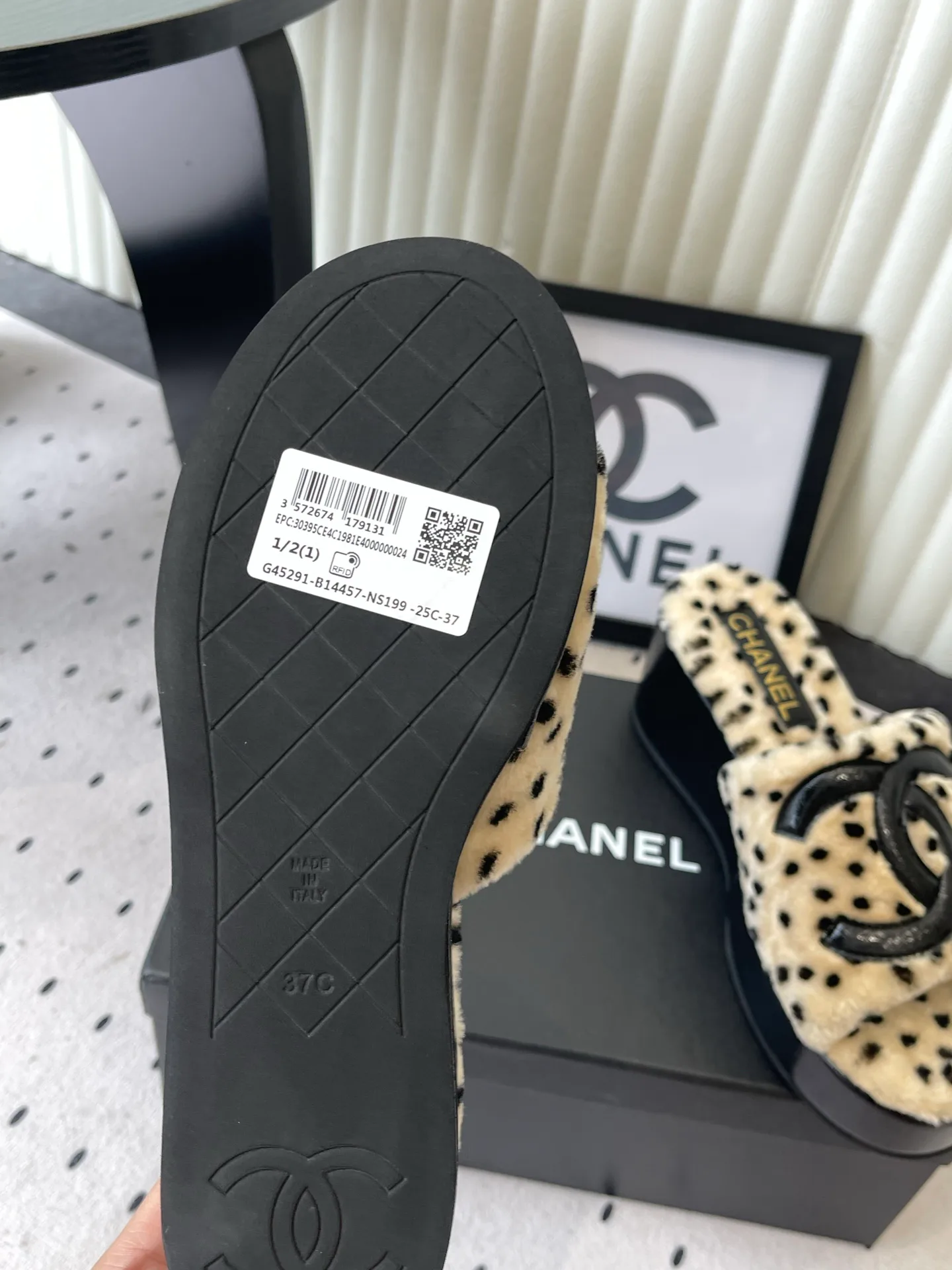 Women's Mules And Clogs CHANEL 18069903