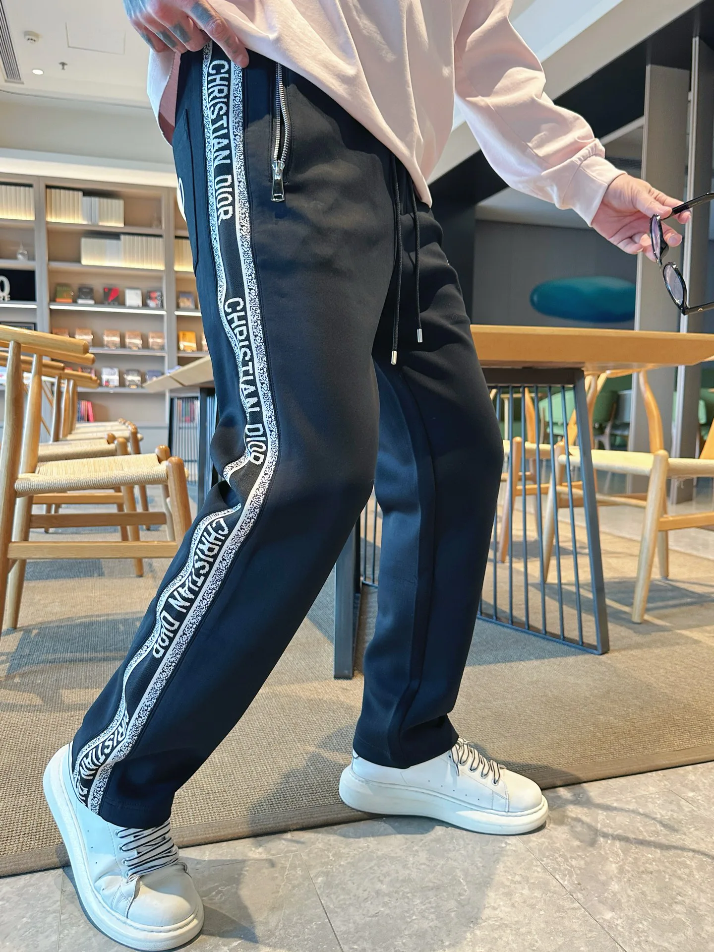 Men's Trousers CHRISTIAN DIOR 18345736
