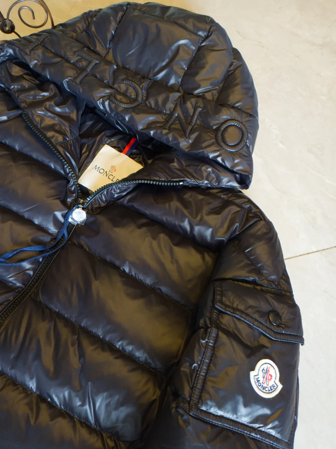 Men's Jackets And Down Jackets MONCLER 18111453