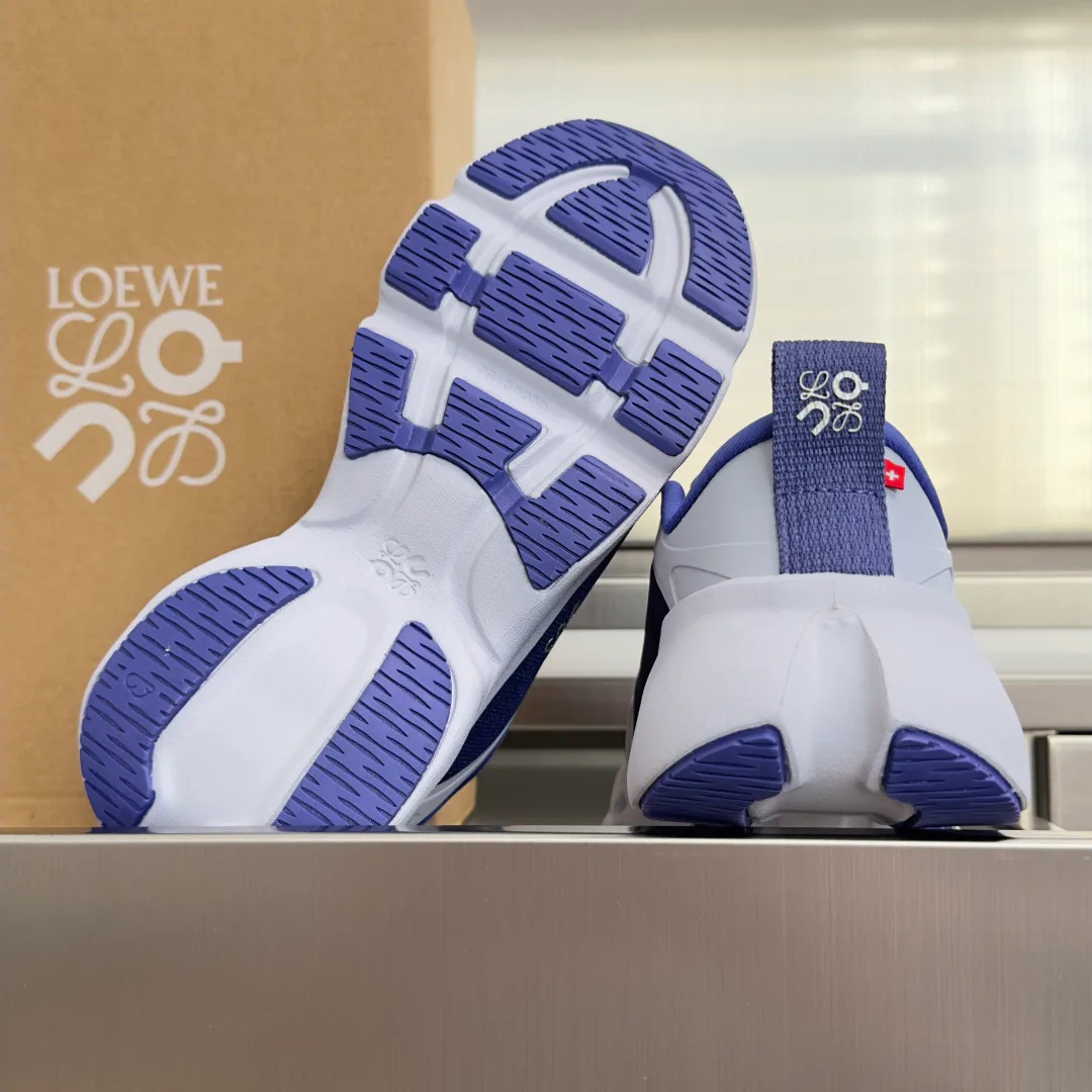 Women's Sneakers LOEWE 18339164
