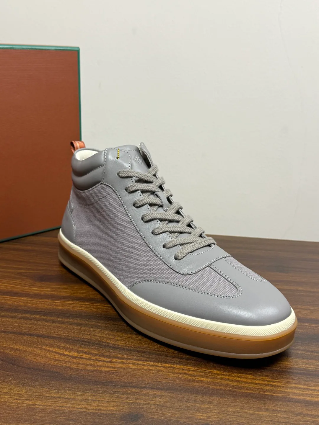 Men's Sneakers LORO PIANA 19569524