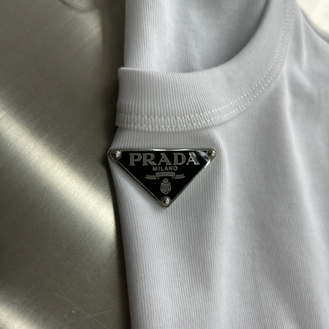 Women's T-Shirts PRADA 18191254