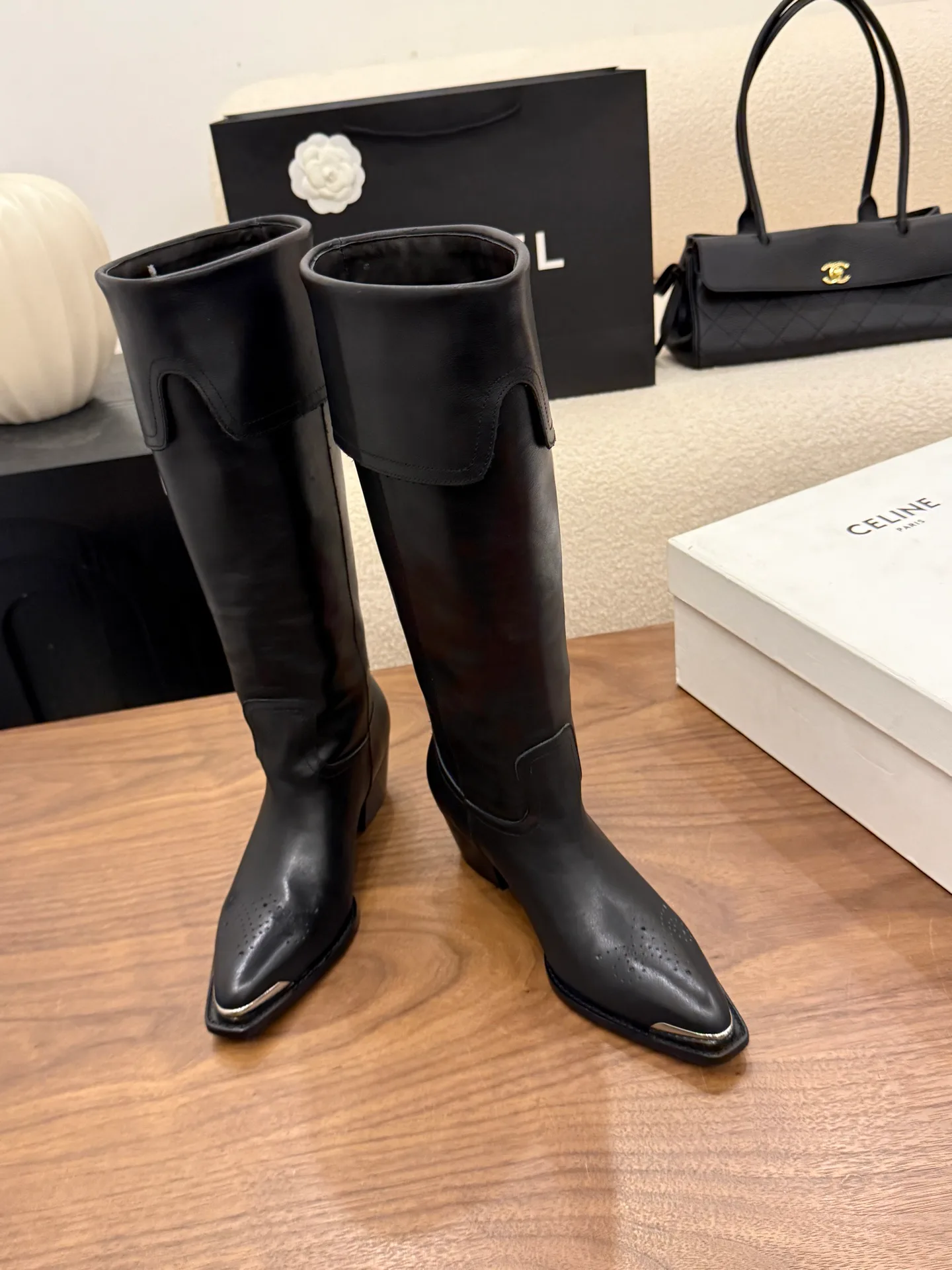 Women's Boots CELINE 18442318