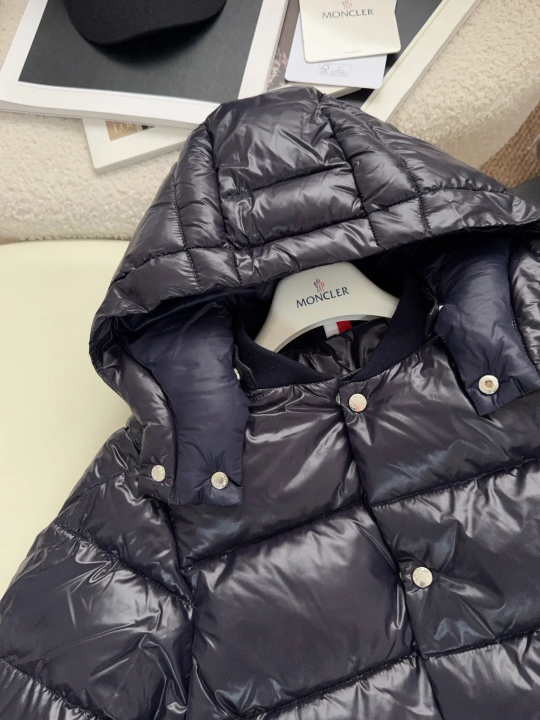 Women's Jackets And Down Jackets MONCLER 18493950