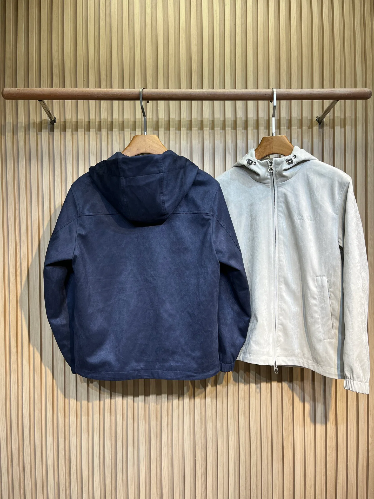 Куртки И Пуховики Мужские Loro Piana 18609364