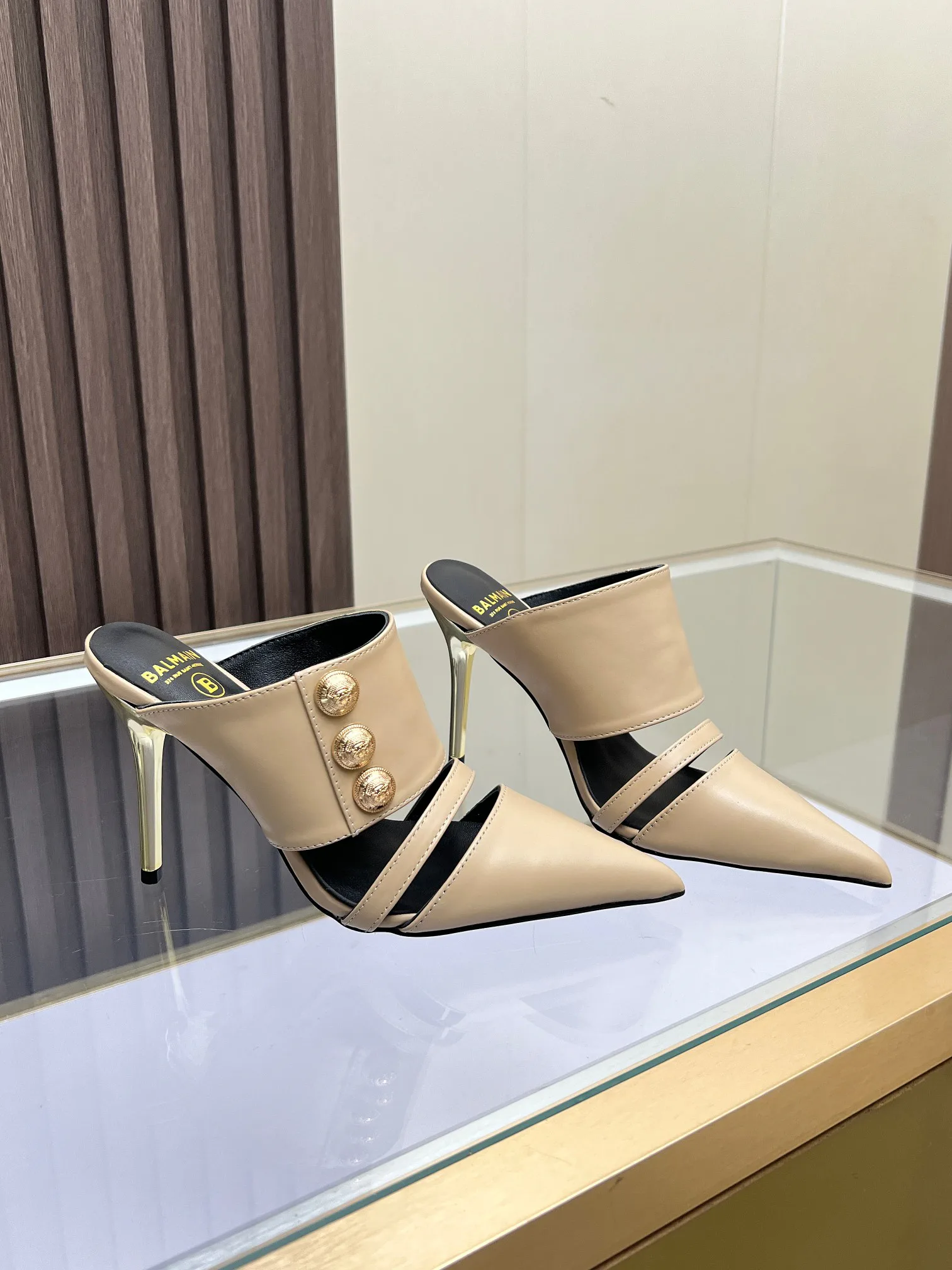 Women's Heels BALMAIN 18104239