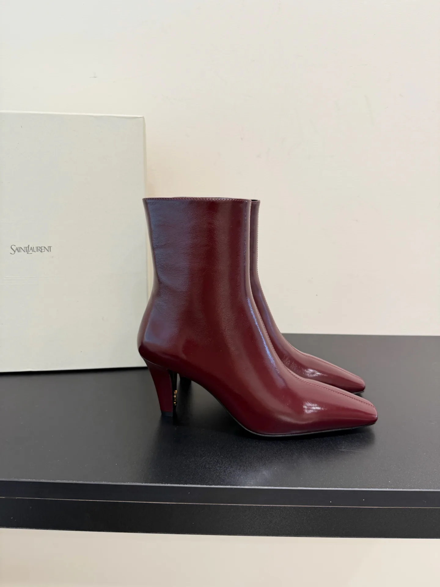 Women's Booties SAINT LAURENT 18244947