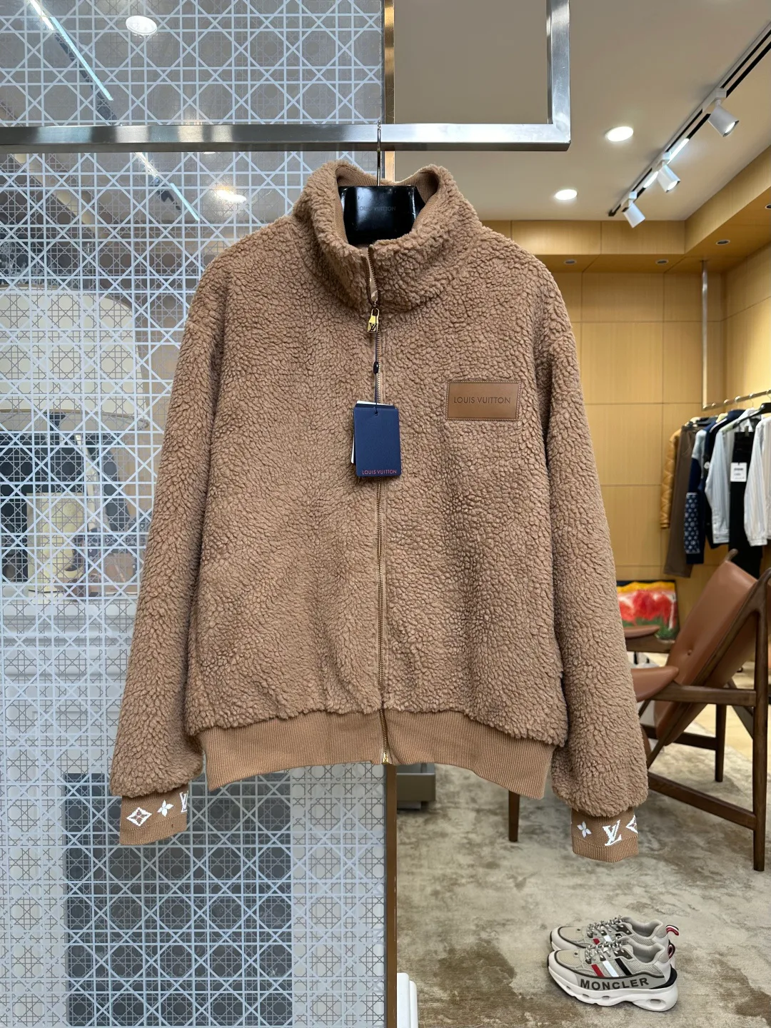 Men's Jackets And Down Jackets LOUIS VUITTON 18154122