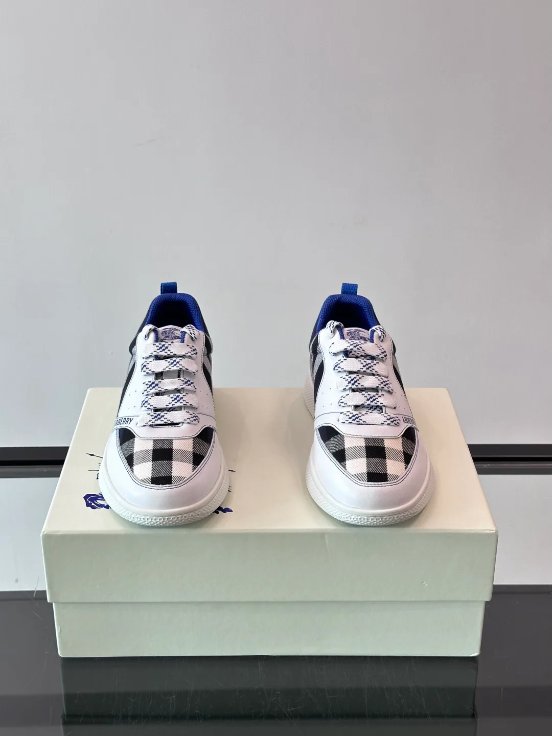 Men's Sneakers BURBERRY 18449431
