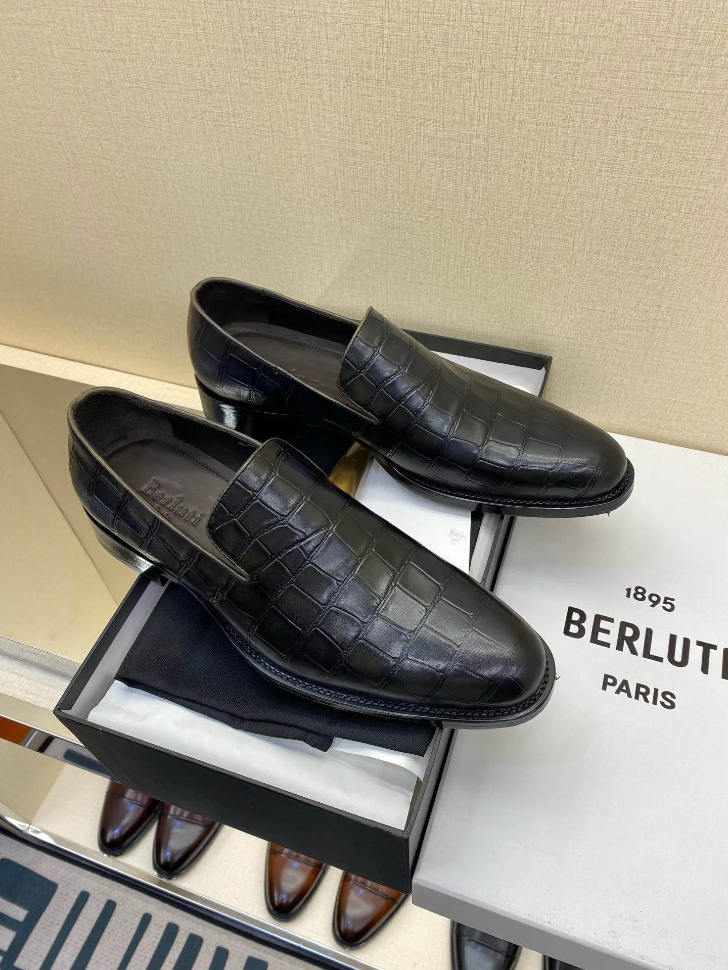 Men's Loafers And Dress Shoes BERLUTI 17971791