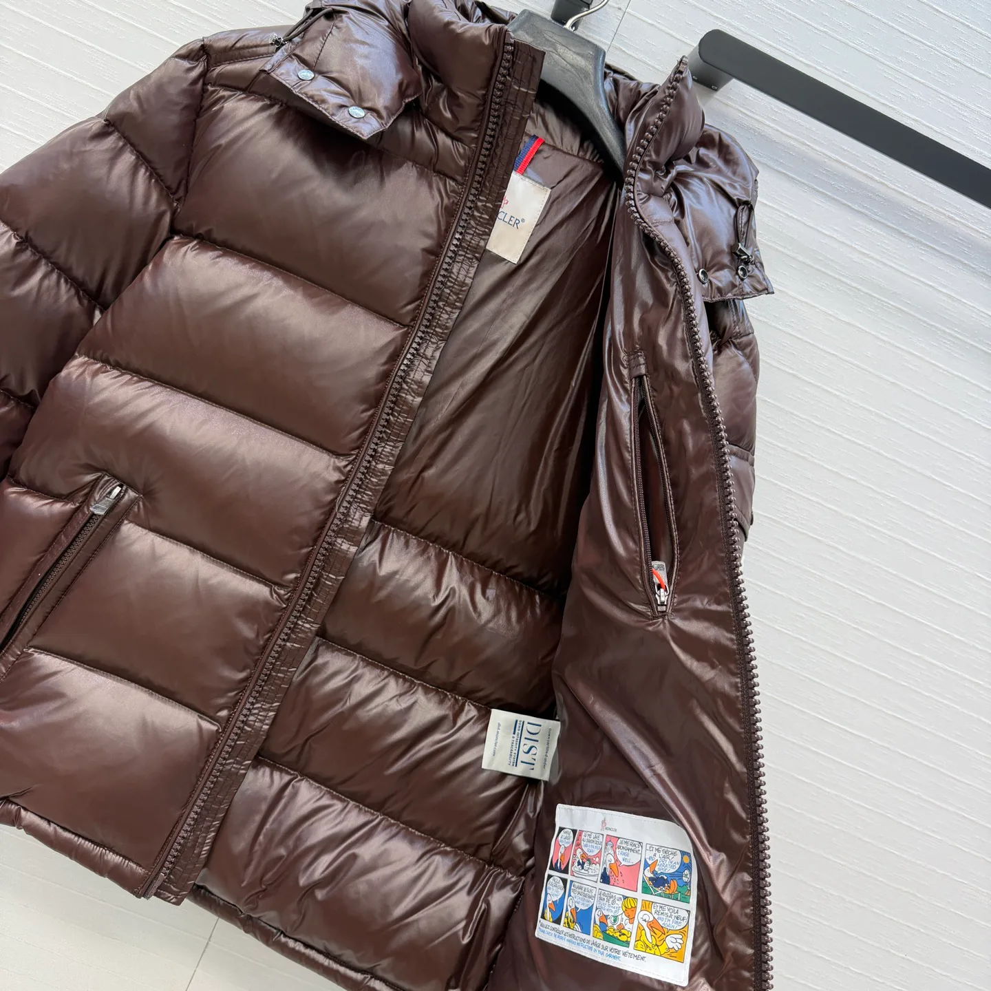 Women's Jackets And Down Jackets MONCLER 18184277