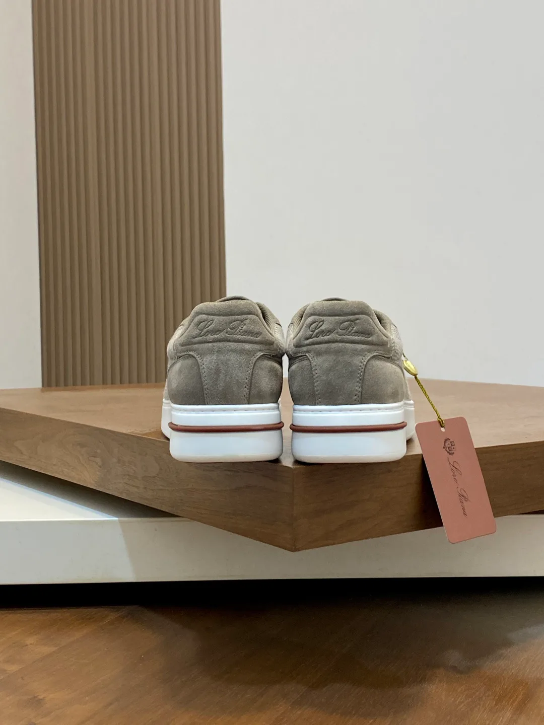 Men's Sneakers LORO PIANA 18517459