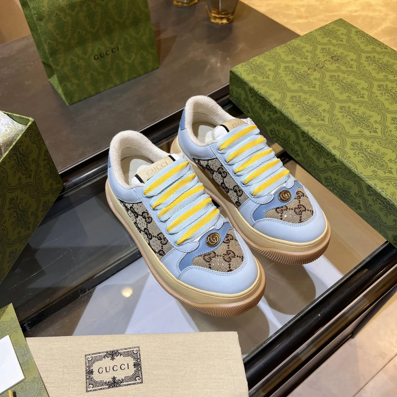 Women's Sneakers GUCCI 17955443
