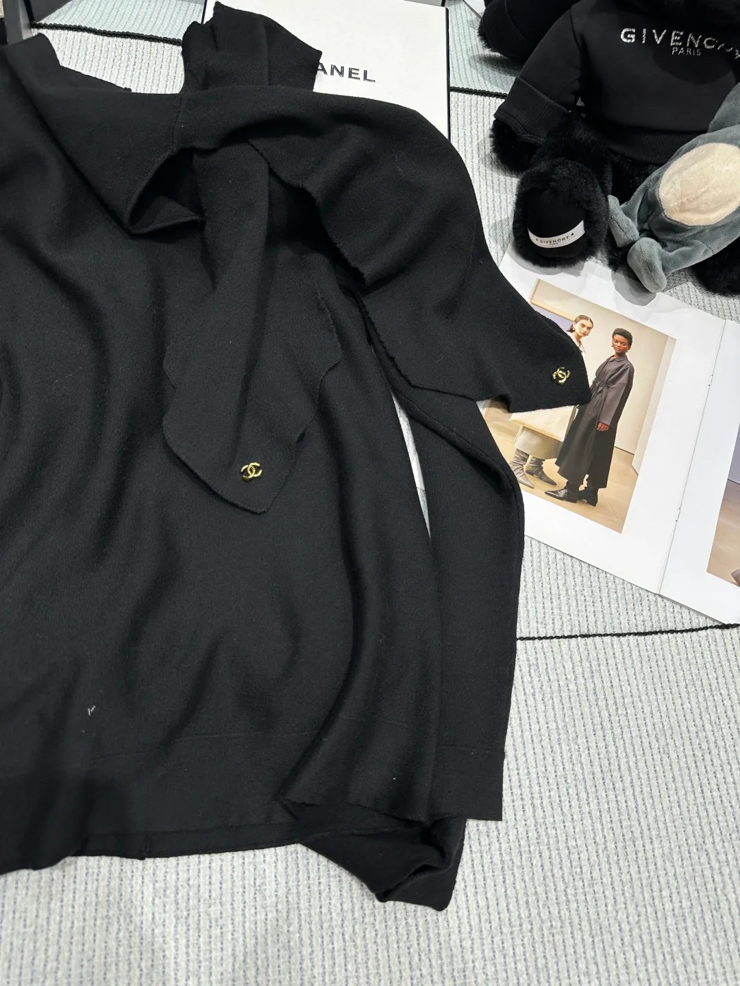 Women's Jumpers And Sweaters CHANEL 18138049