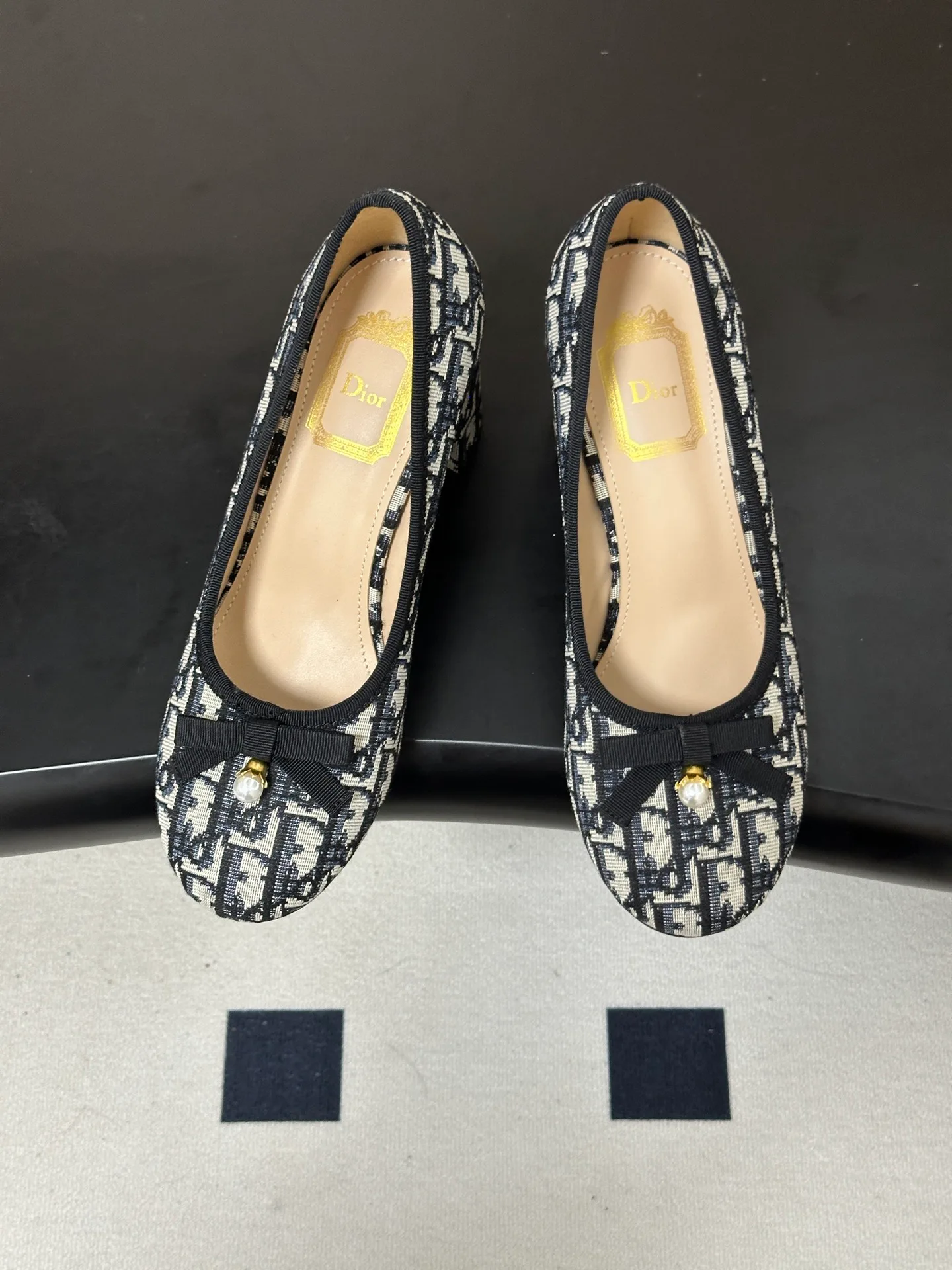 Women's Ballet Flats CHRISTIAN DIOR 18049193