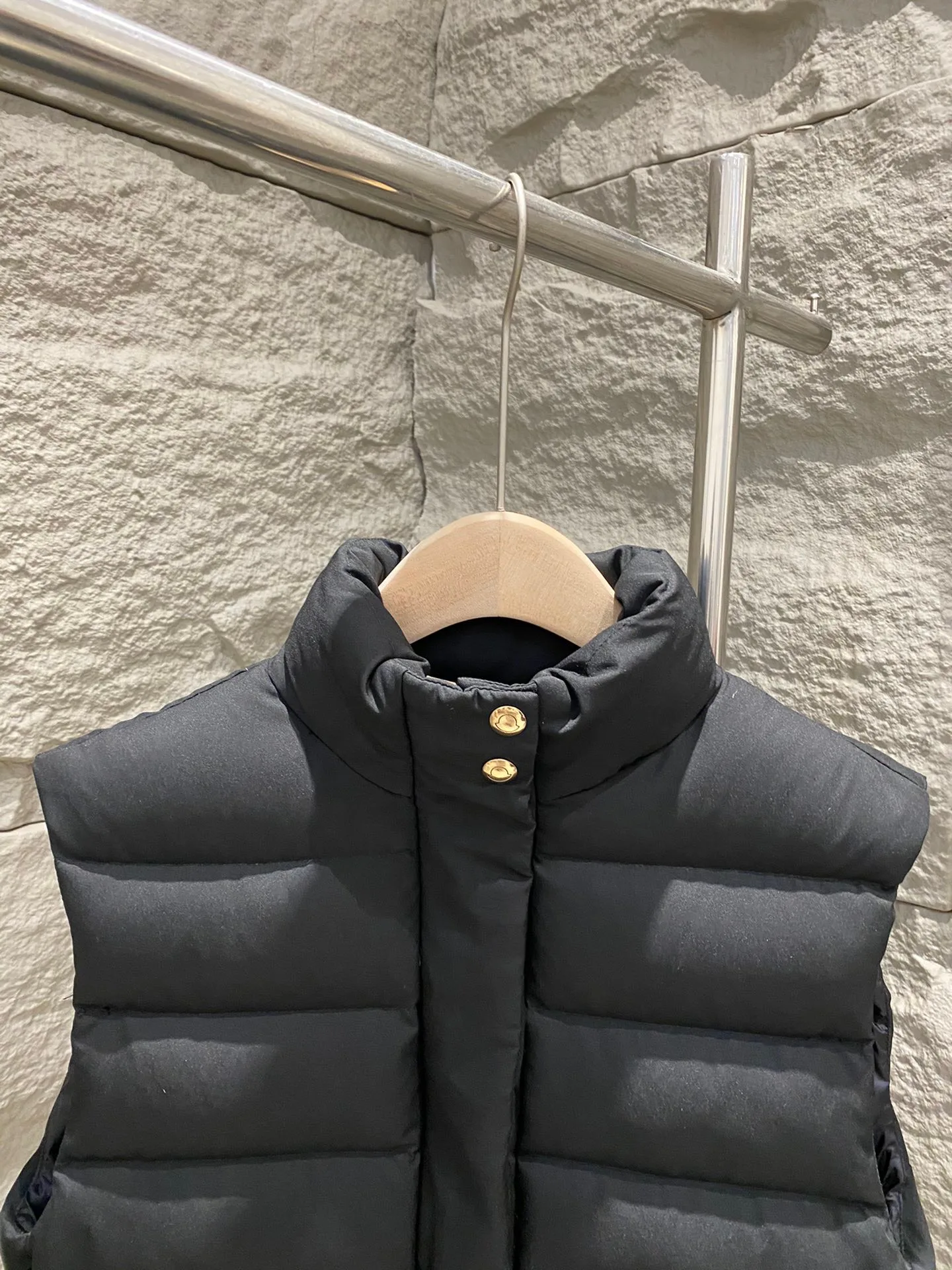Women's Vests MONCLER 18326253