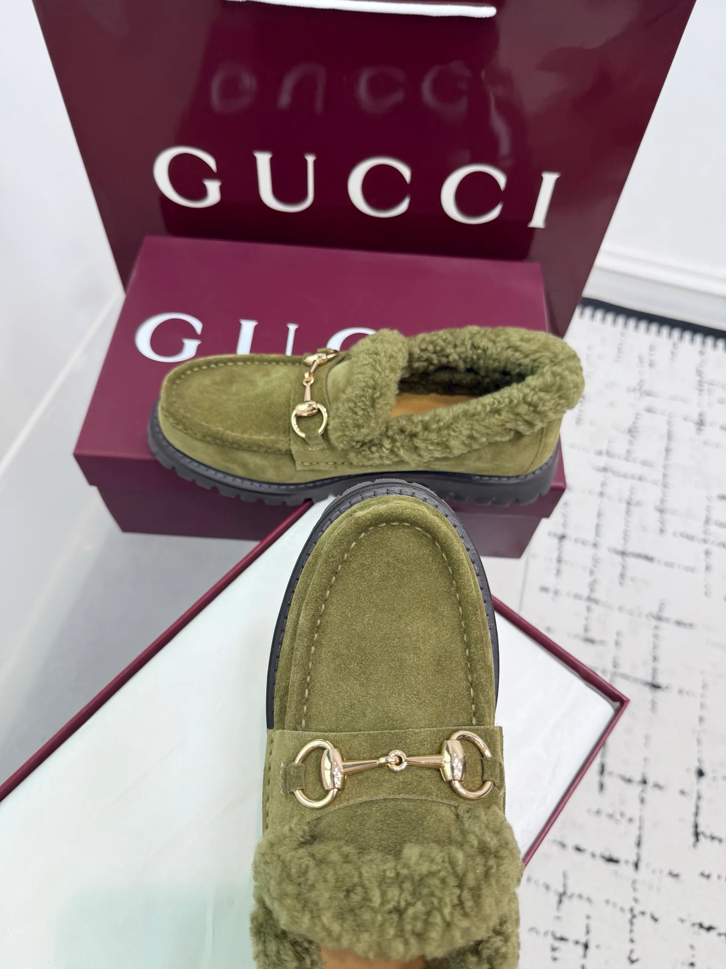 Women's Loafers And Moccasins GUCCI 18393494