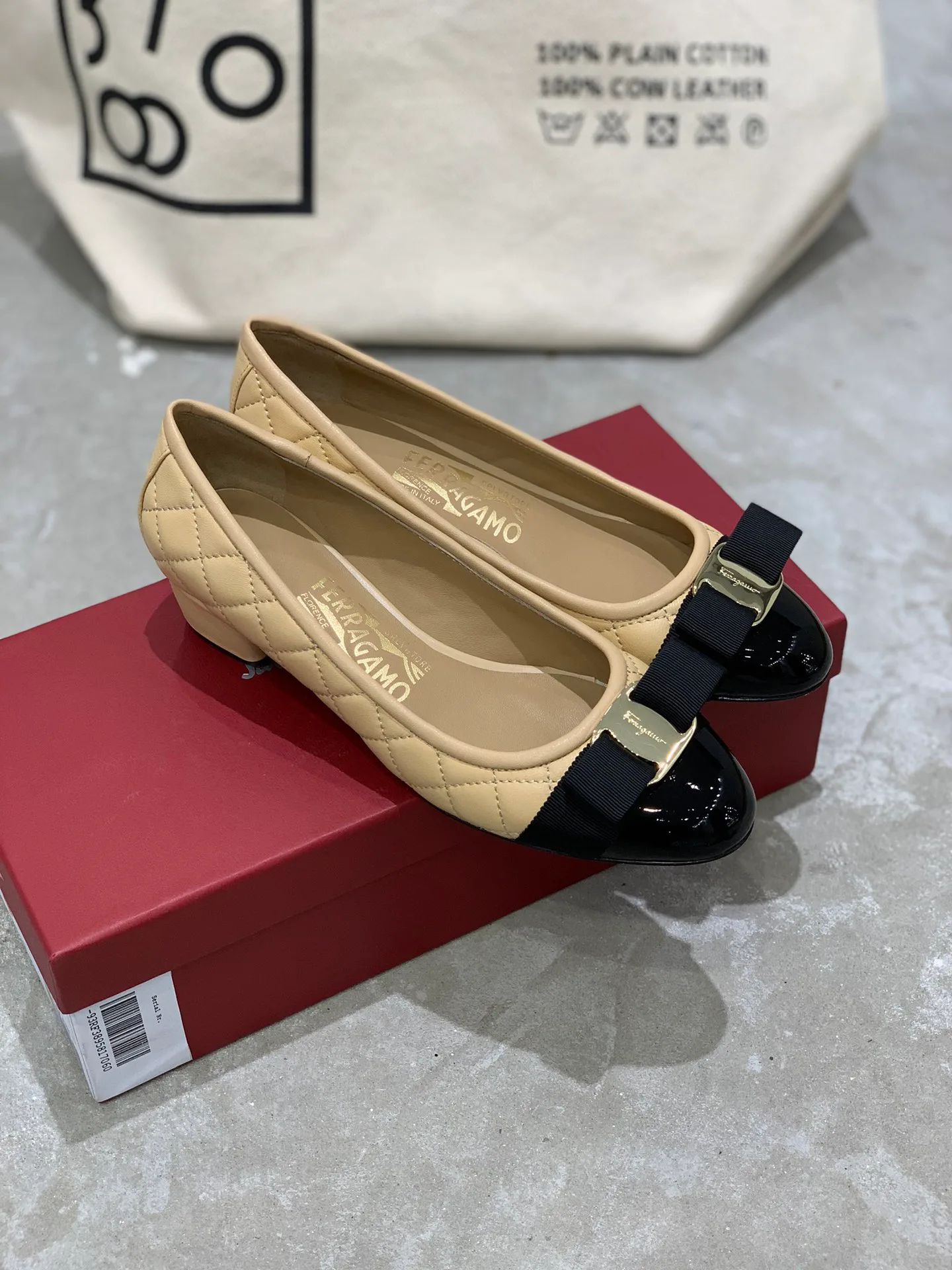 Women's Ballet Flats SALVATORE FERRAGAMO 17642549
