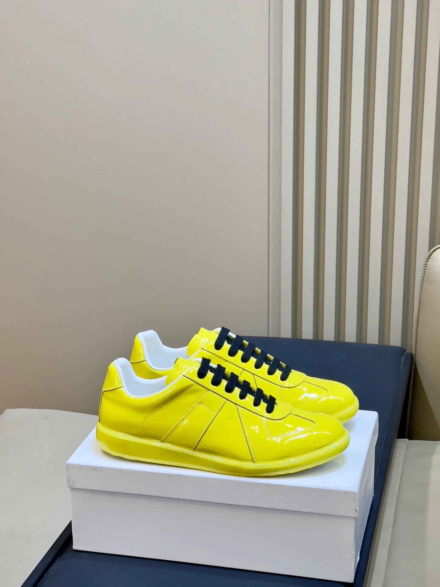 Men's Sneakers MAISON MARGIELA 18073436