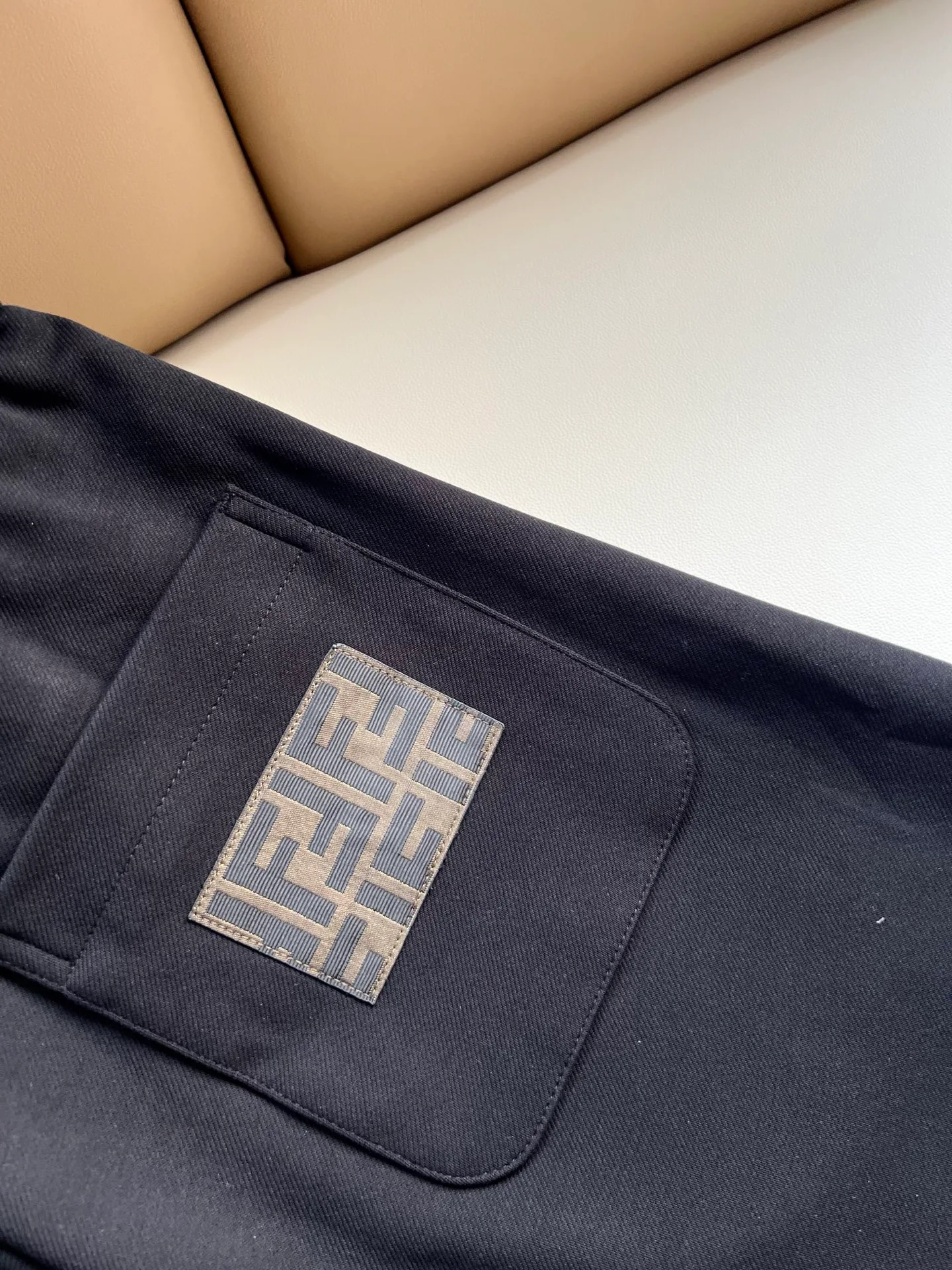 Men's Trousers FENDI 18495740
