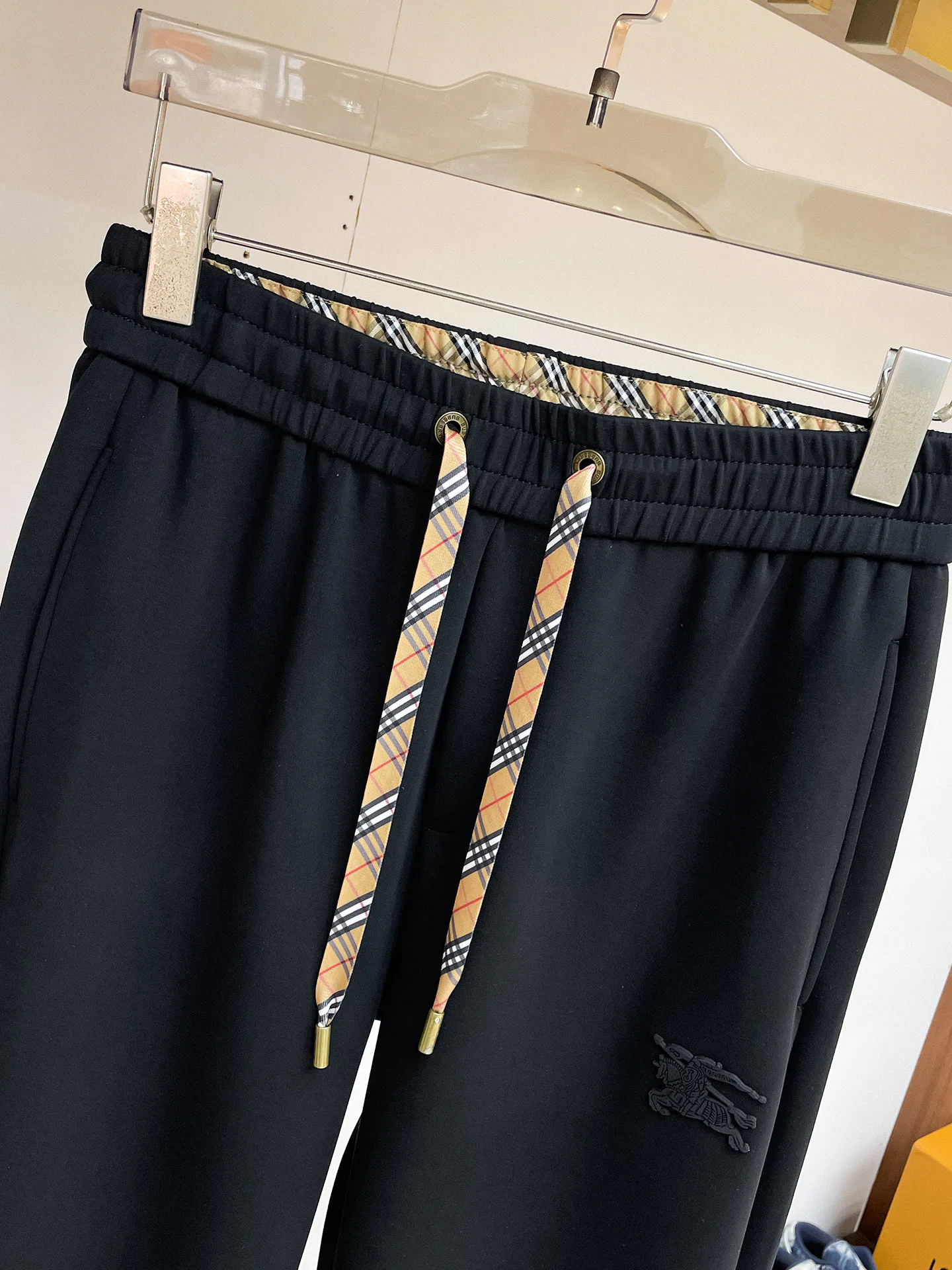 Men's Trousers BURBERRY 18499581