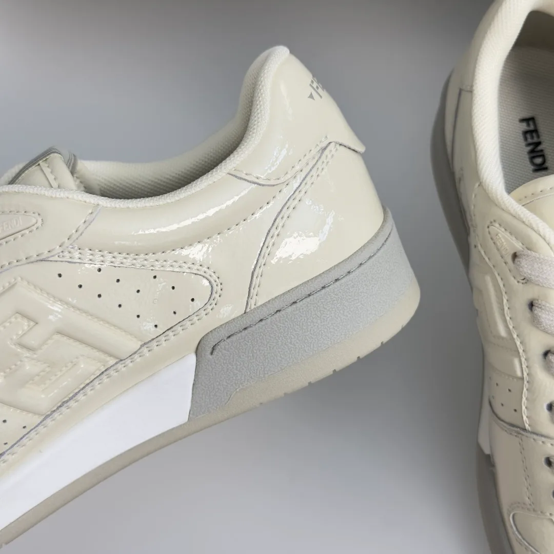 Women's Sneakers FENDI 17729638