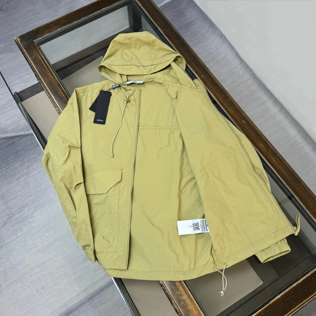 Men's Jackets And Down Jackets STONE ISLAND 17286048