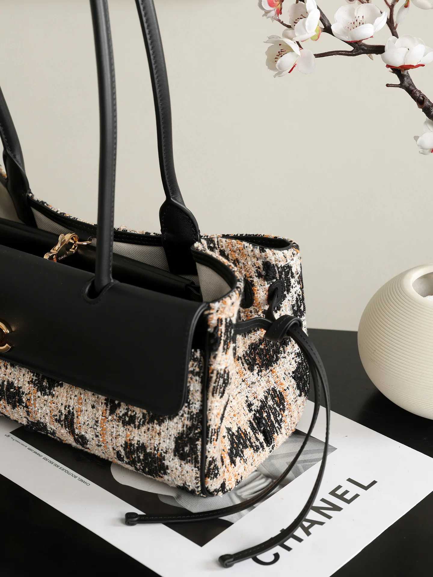 Women's Classic Handbags CHANEL 17844817