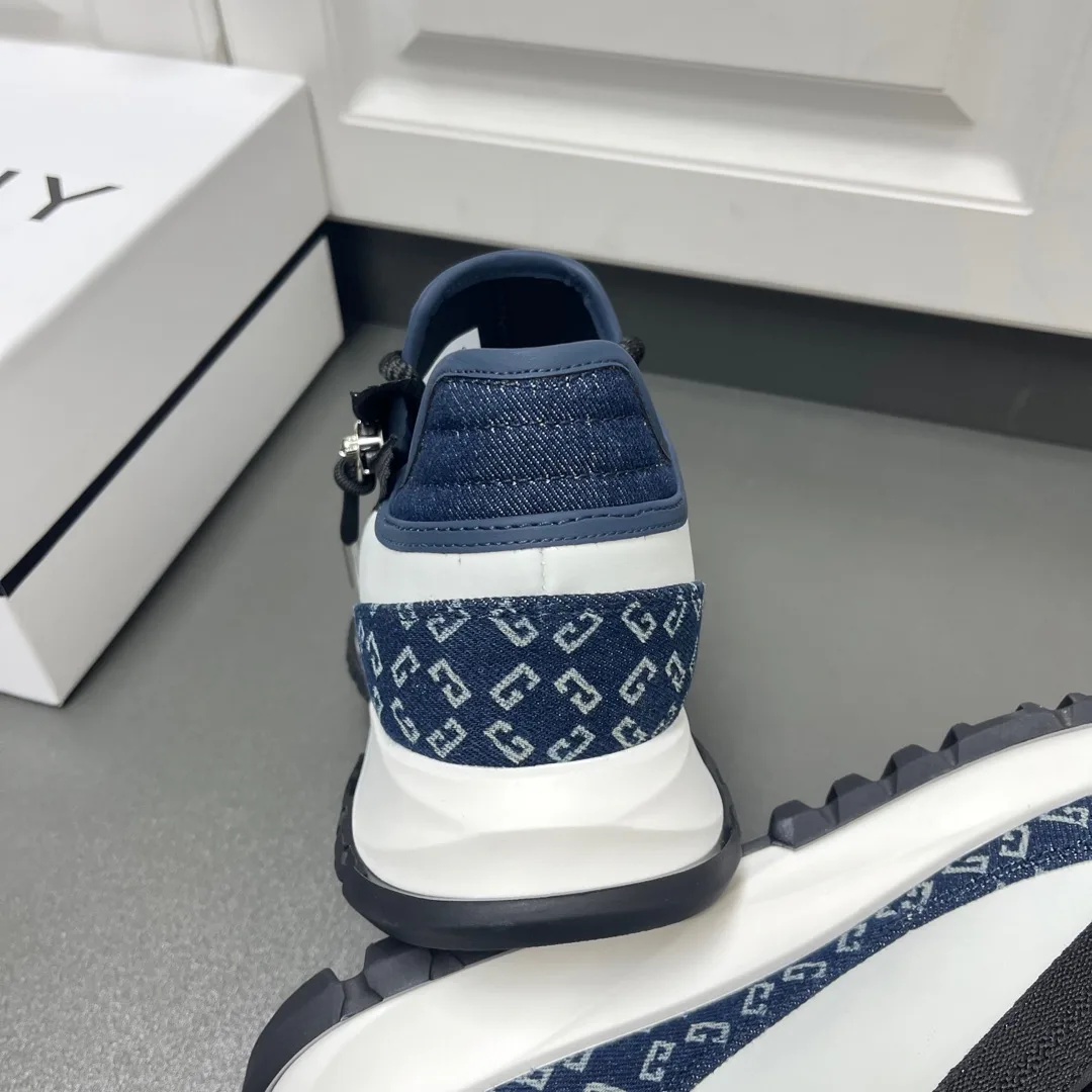 Men's Sneakers GIVENCHY 18500197