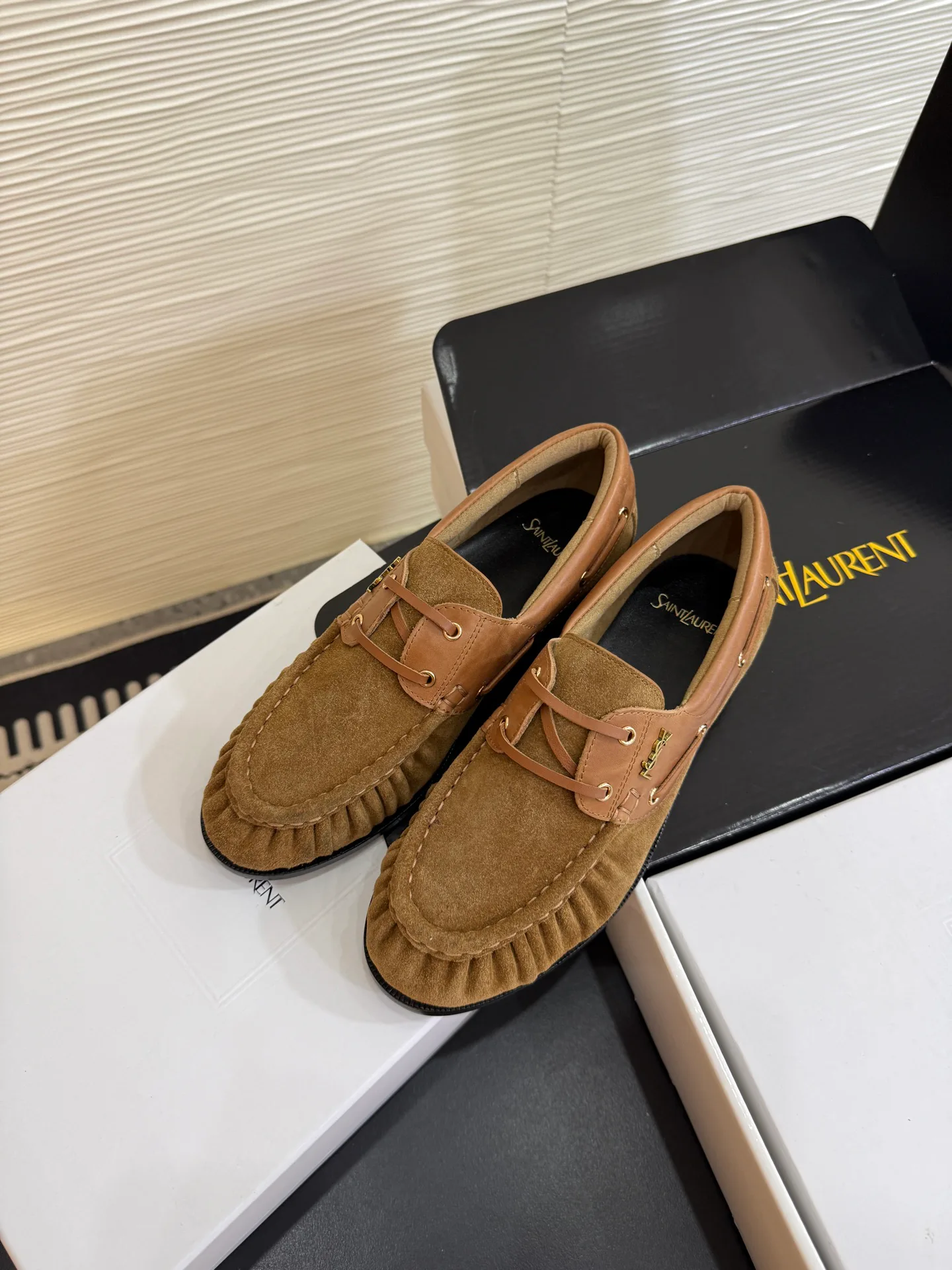 Women's Loafers And Moccasins SAINT LAURENT 19584026