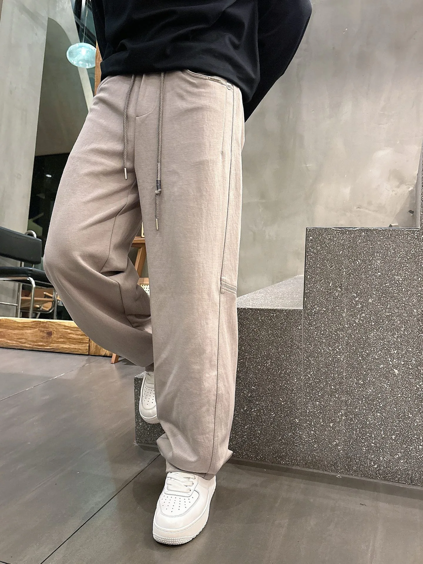 Men's Trousers BALENCIAGA 18399250