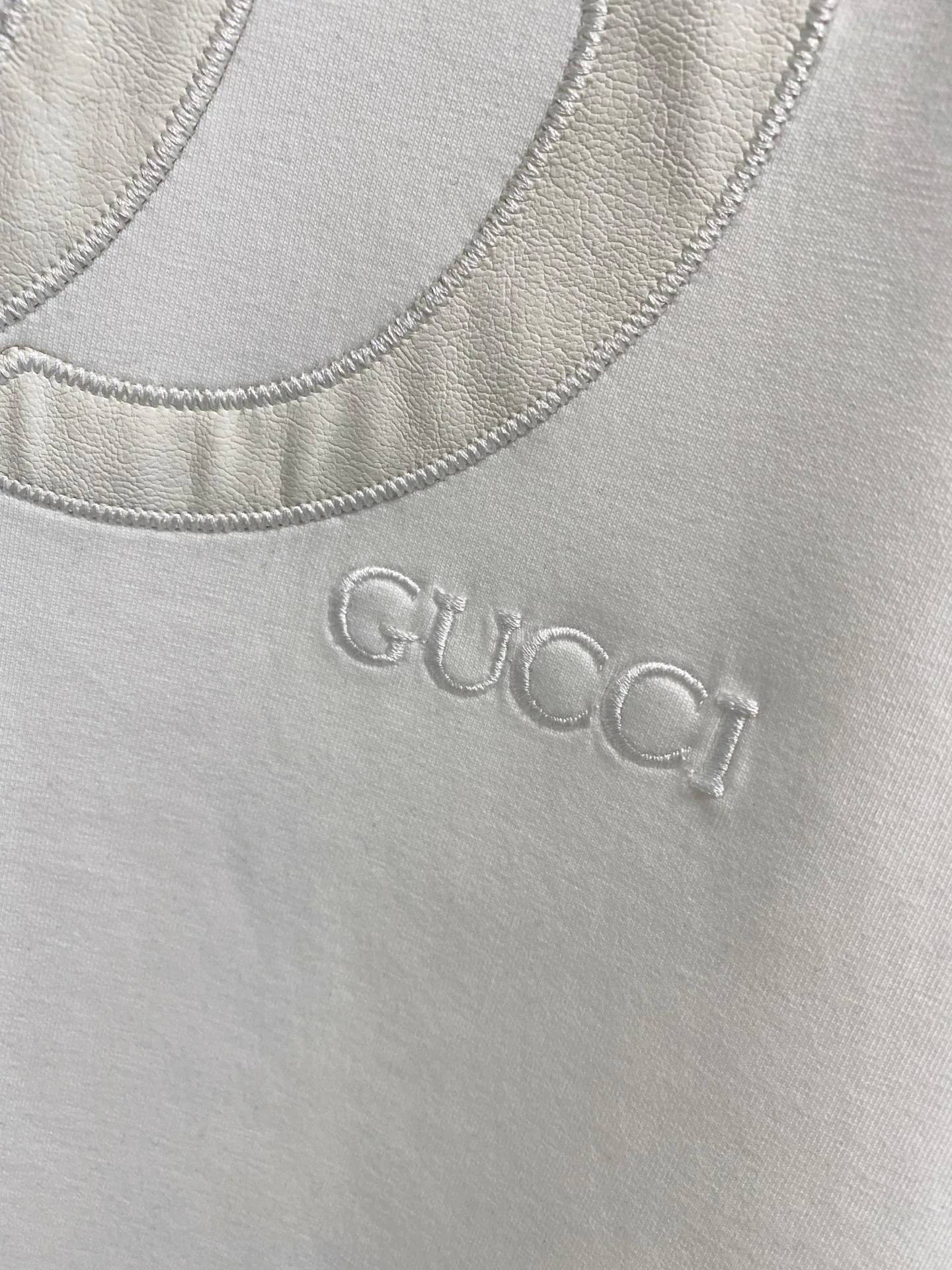 Men's Sweatshirts And Hoodies GUCCI 17993755