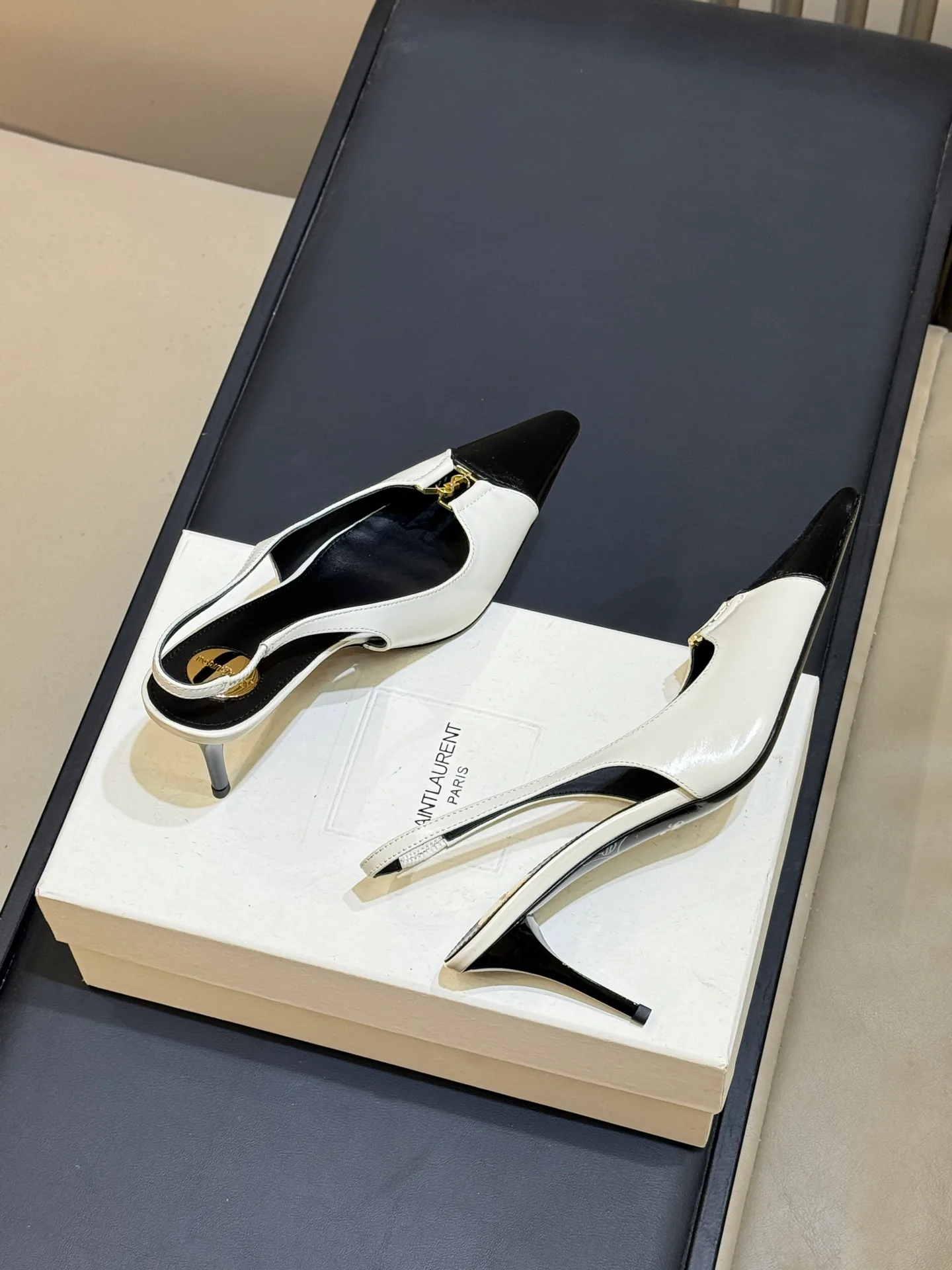 Women's Heels SAINT LAURENT 18073631