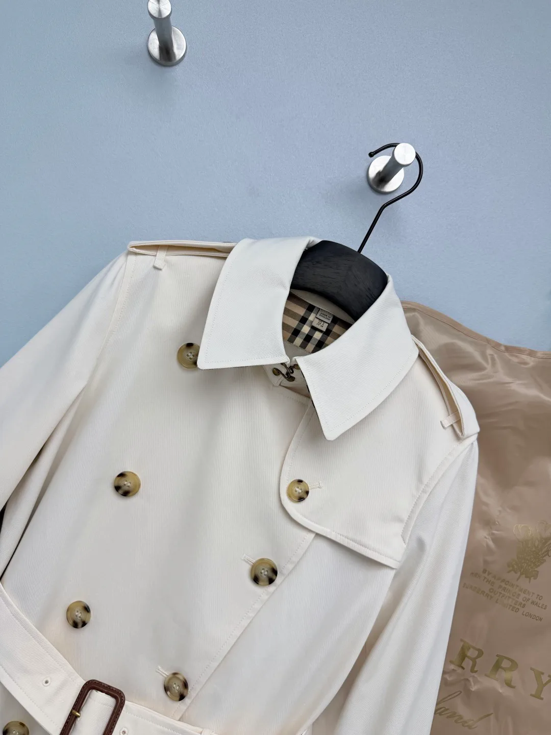 Women's Trench Coats BURBERRY 18512923