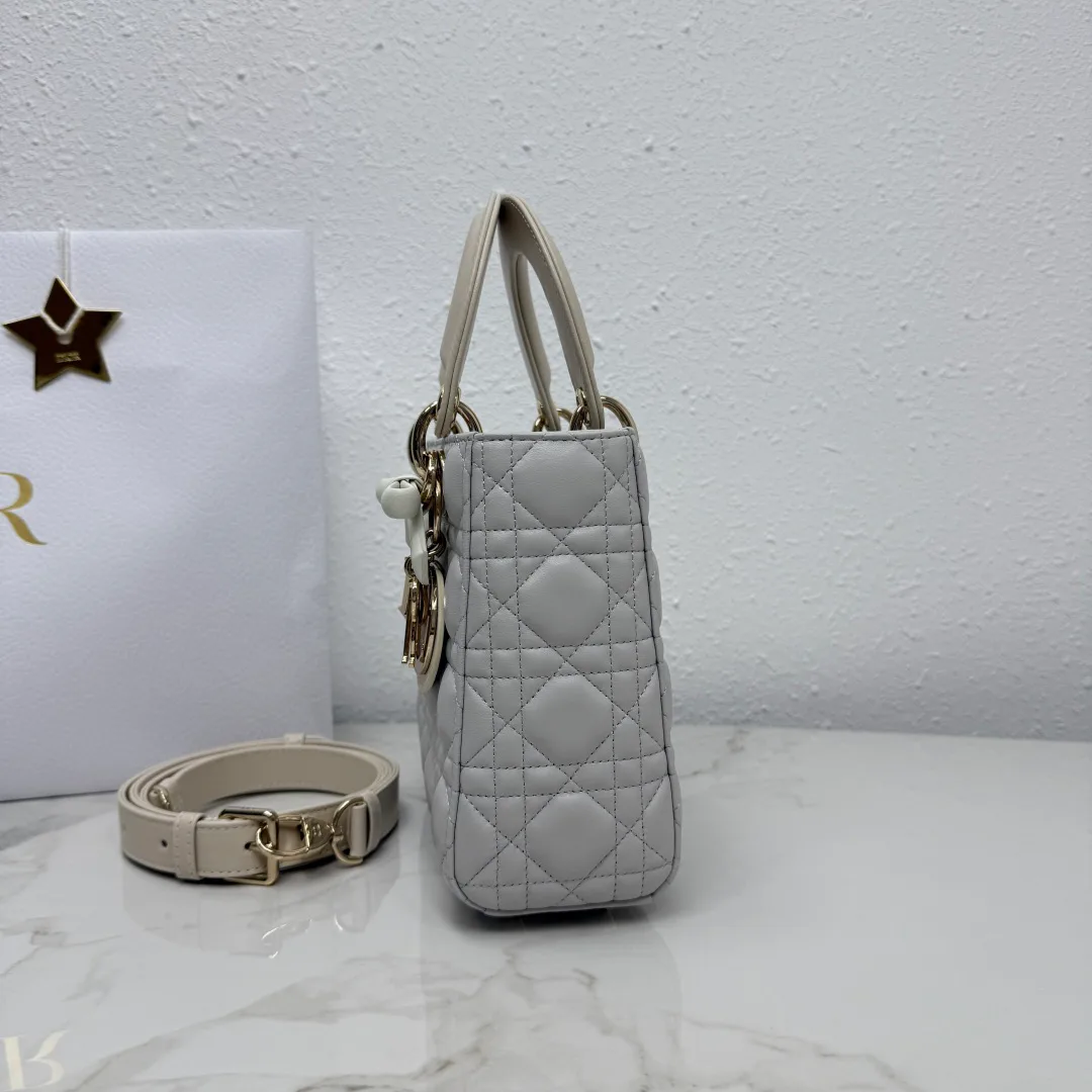 Women's Classic Handbags CHRISTIAN DIOR 17601417