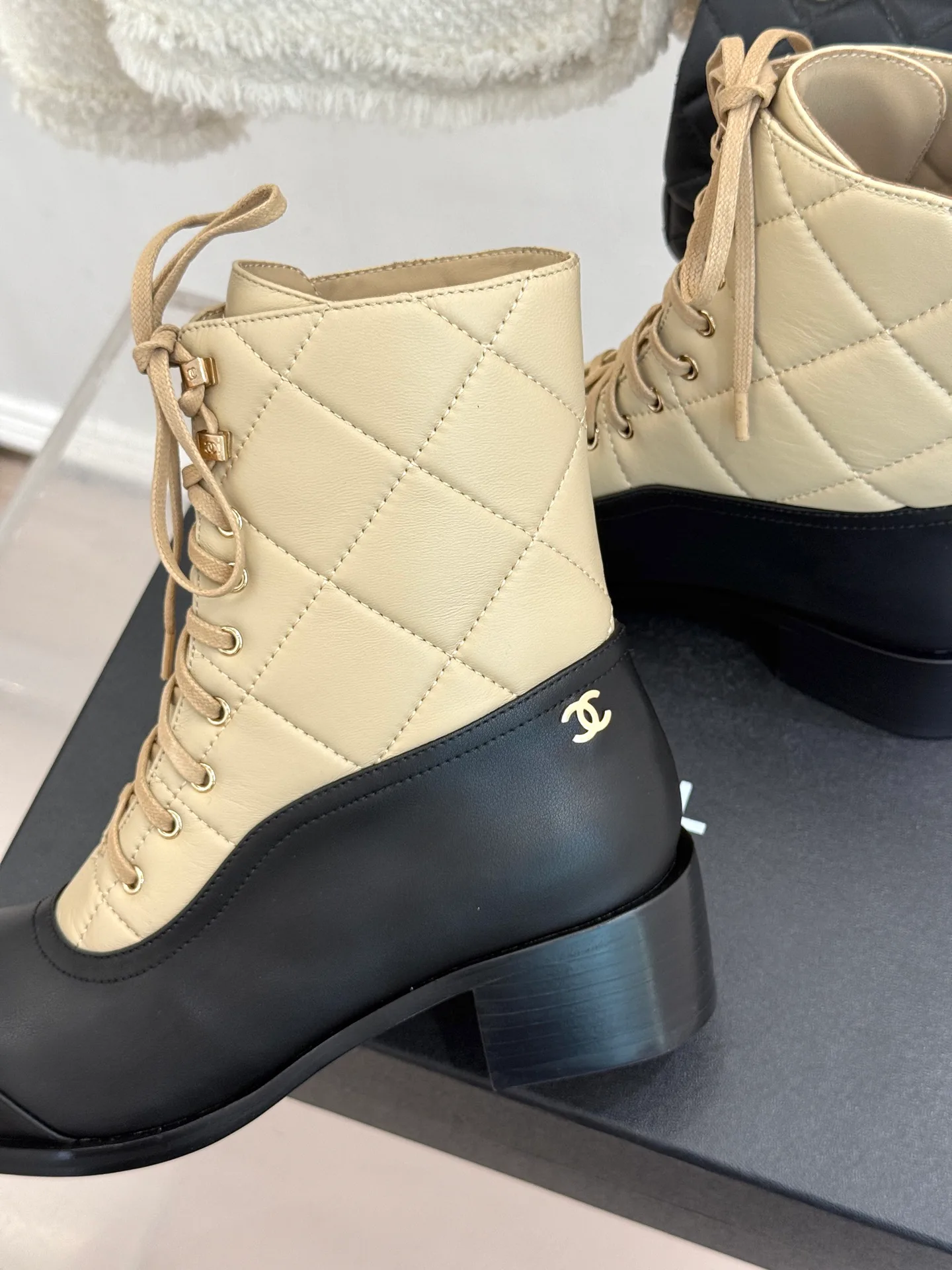 Women's Ankle Boots CHANEL 17831306