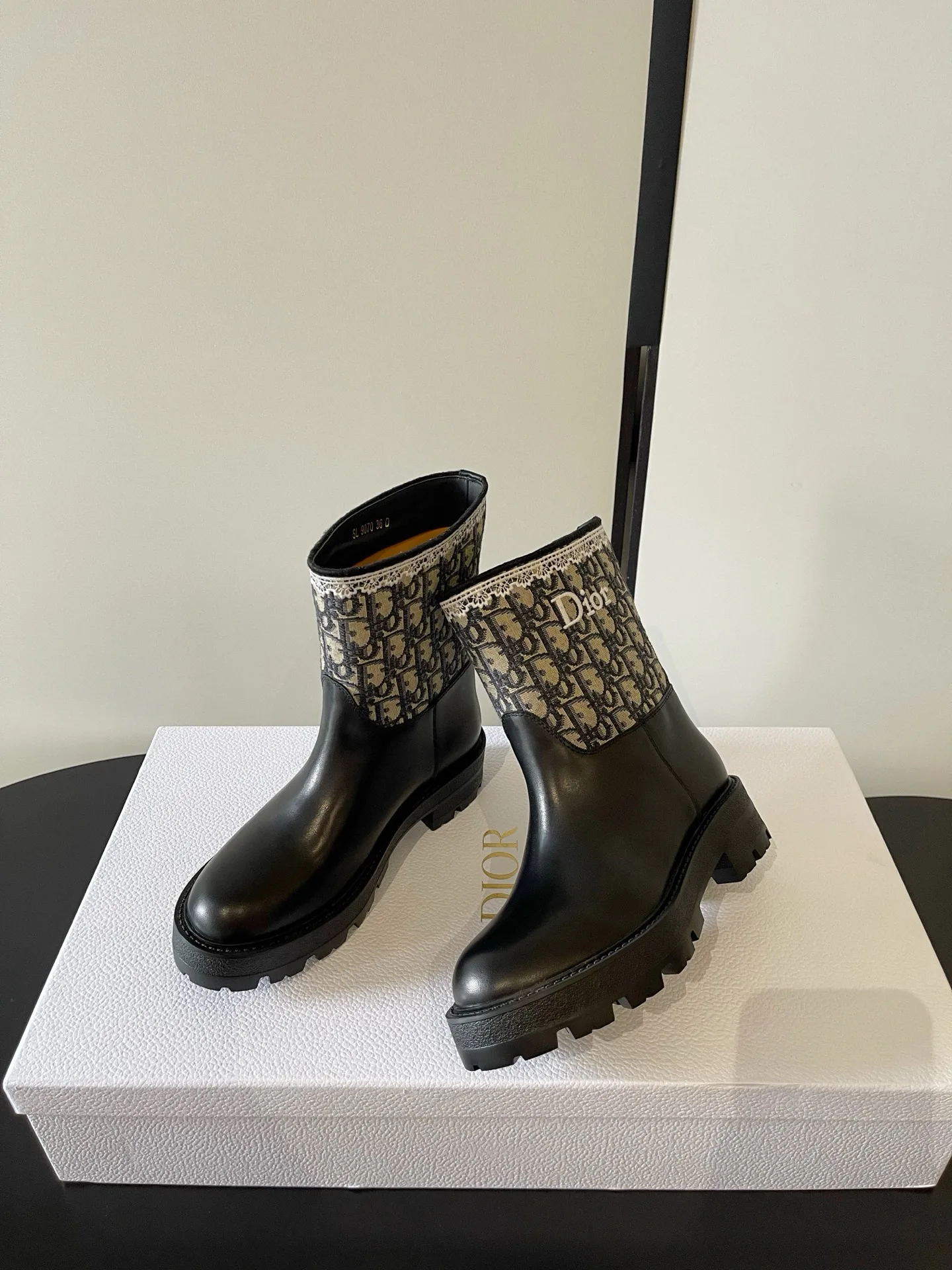 Women's Ankle Boots CHRISTIAN DIOR 18234942