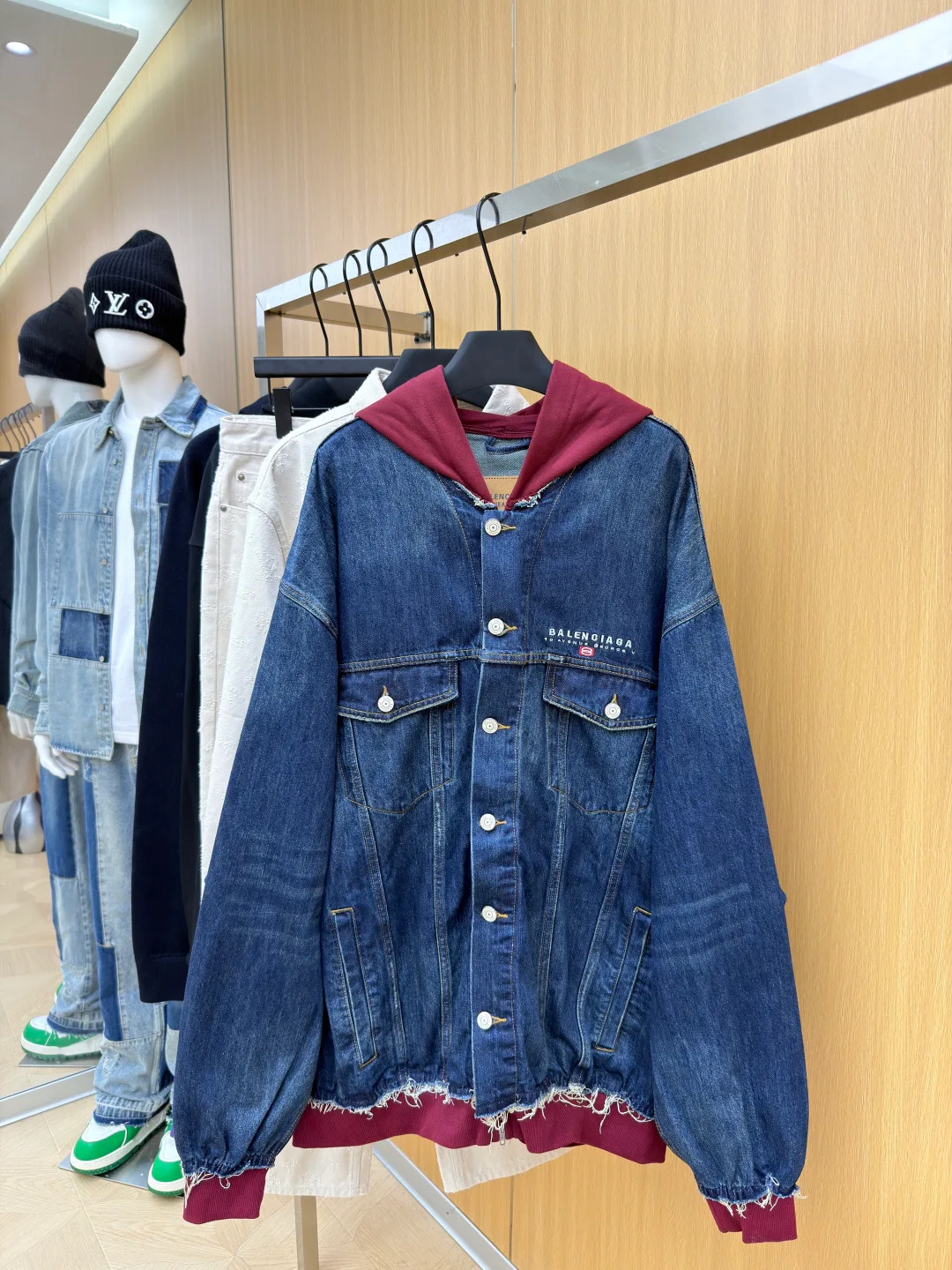 Men's Jackets And Down Jackets BALENCIAGA 17861553