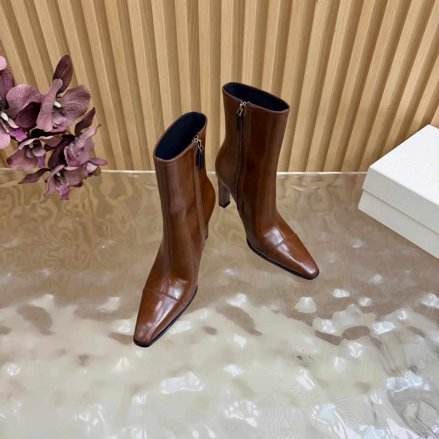 Women's Booties SAINT LAURENT 18508923
