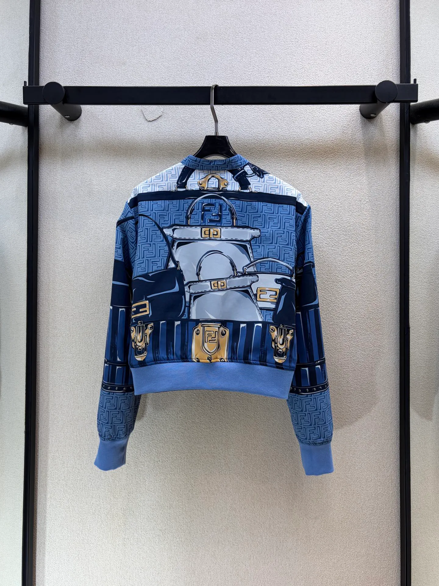 Women's Jackets And Down Jackets FENDI 18408102