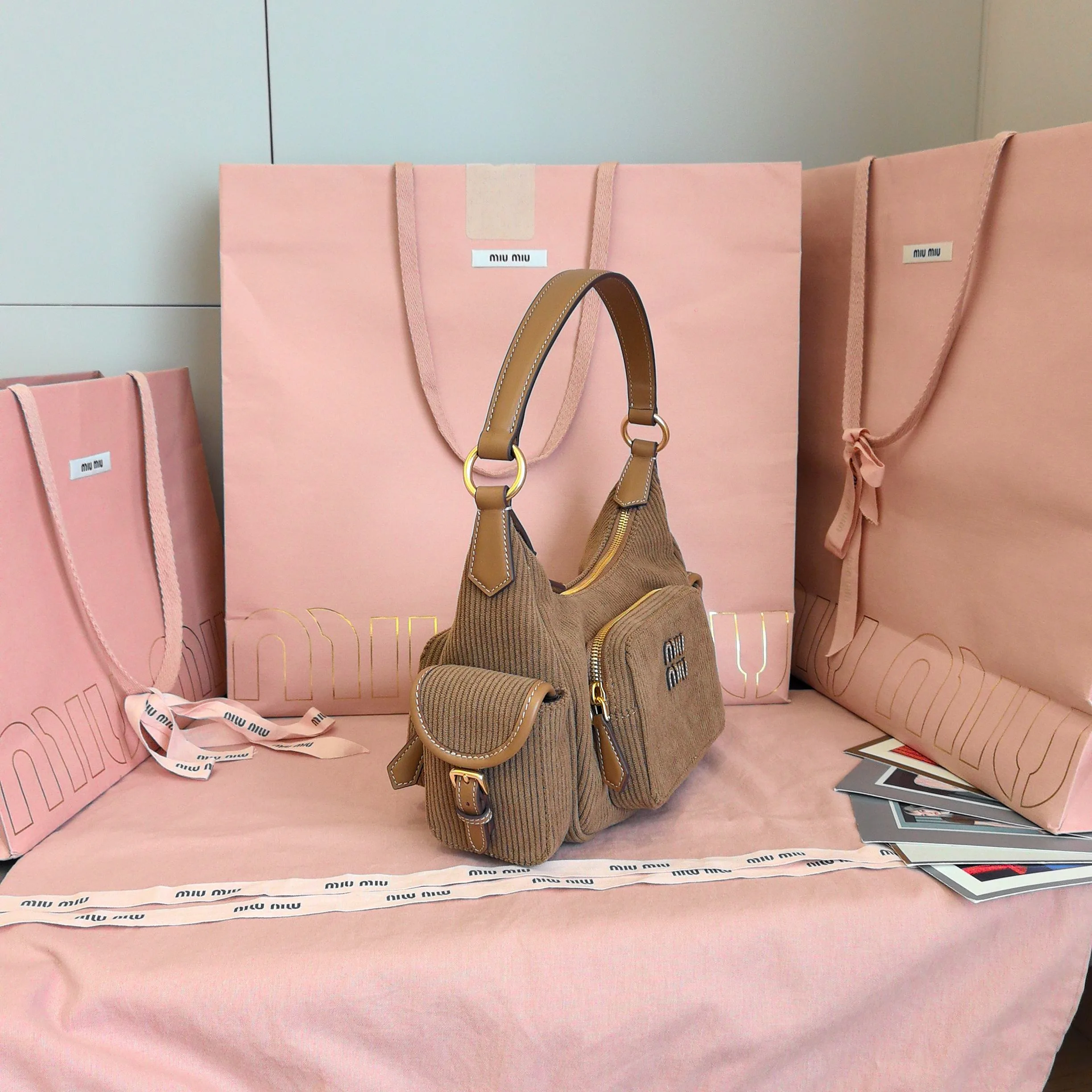 Классические Сумки Женские Miu Miu 18602484