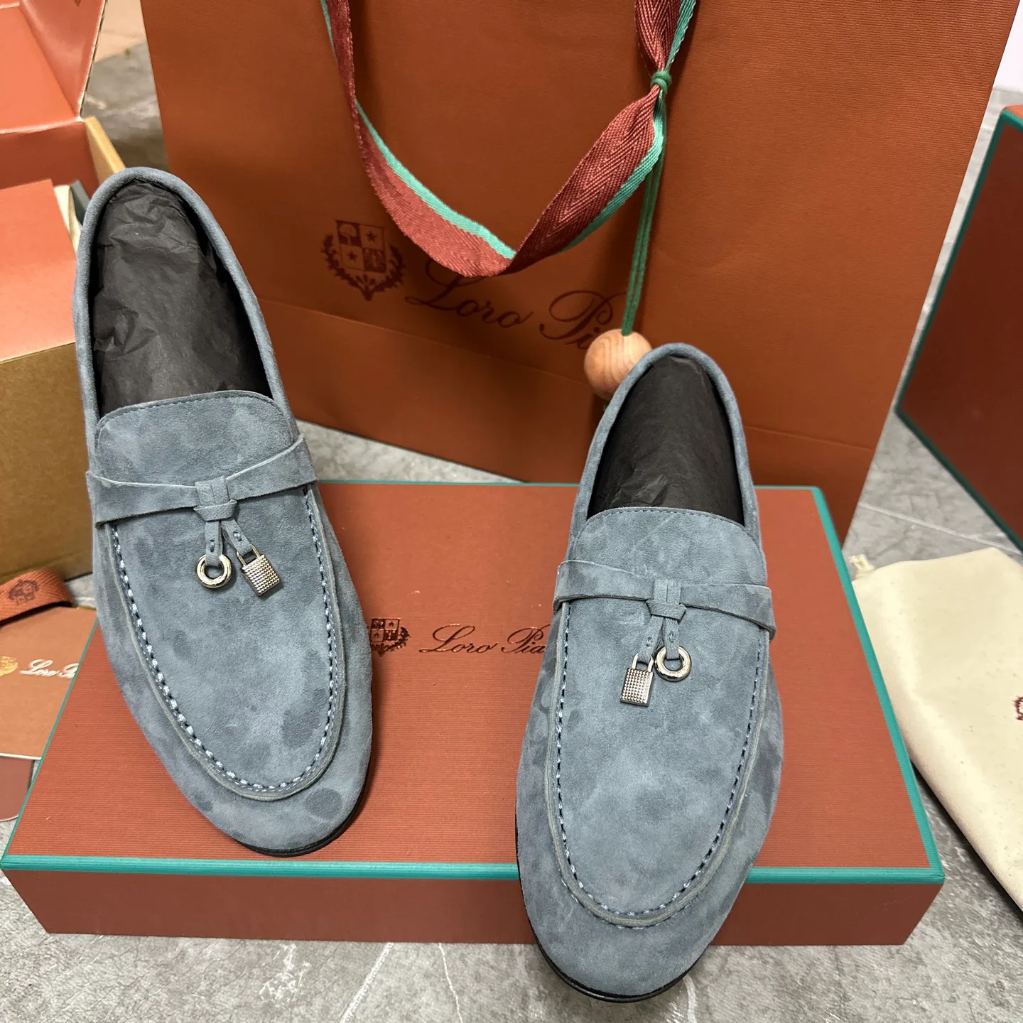 Men's Loafers And Dress Shoes LORO PIANA 17787177