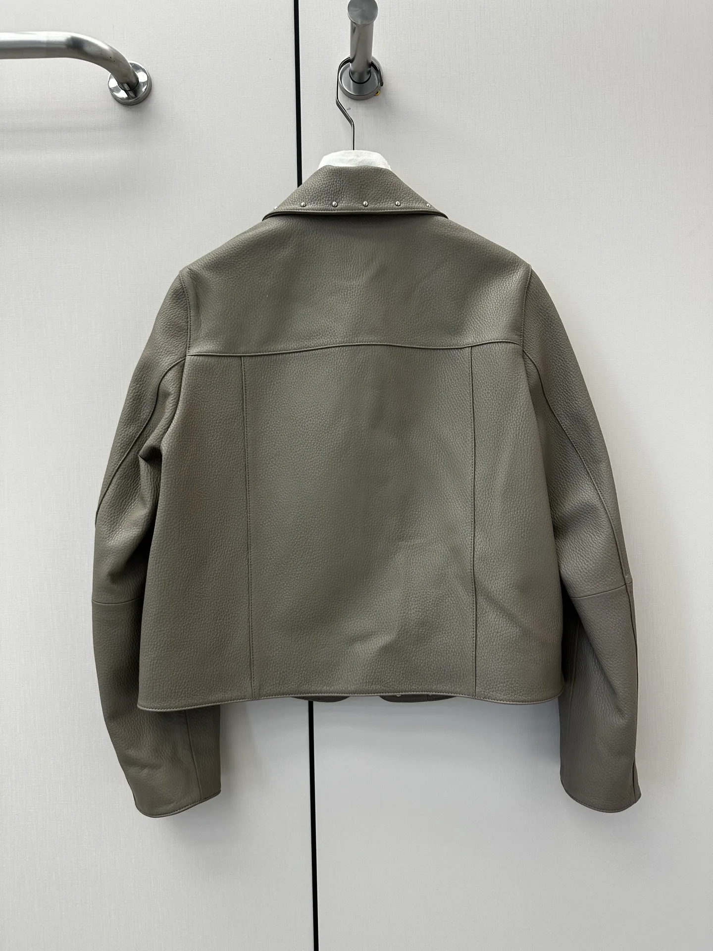 Women's Leather Jackets And Sheepskin Coats HERMES 17328302